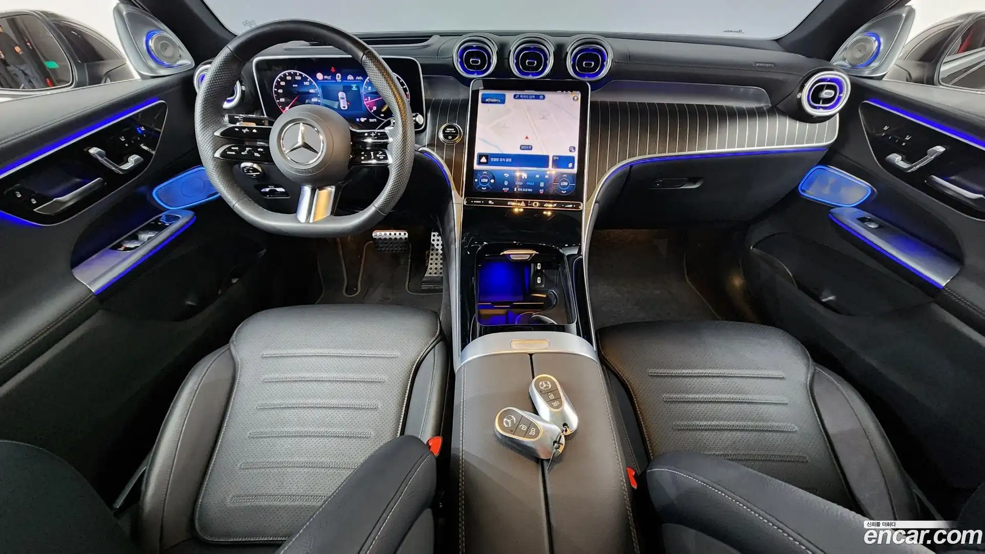 GLC-Class Mercedes-Benz 2025.5-INNER-007