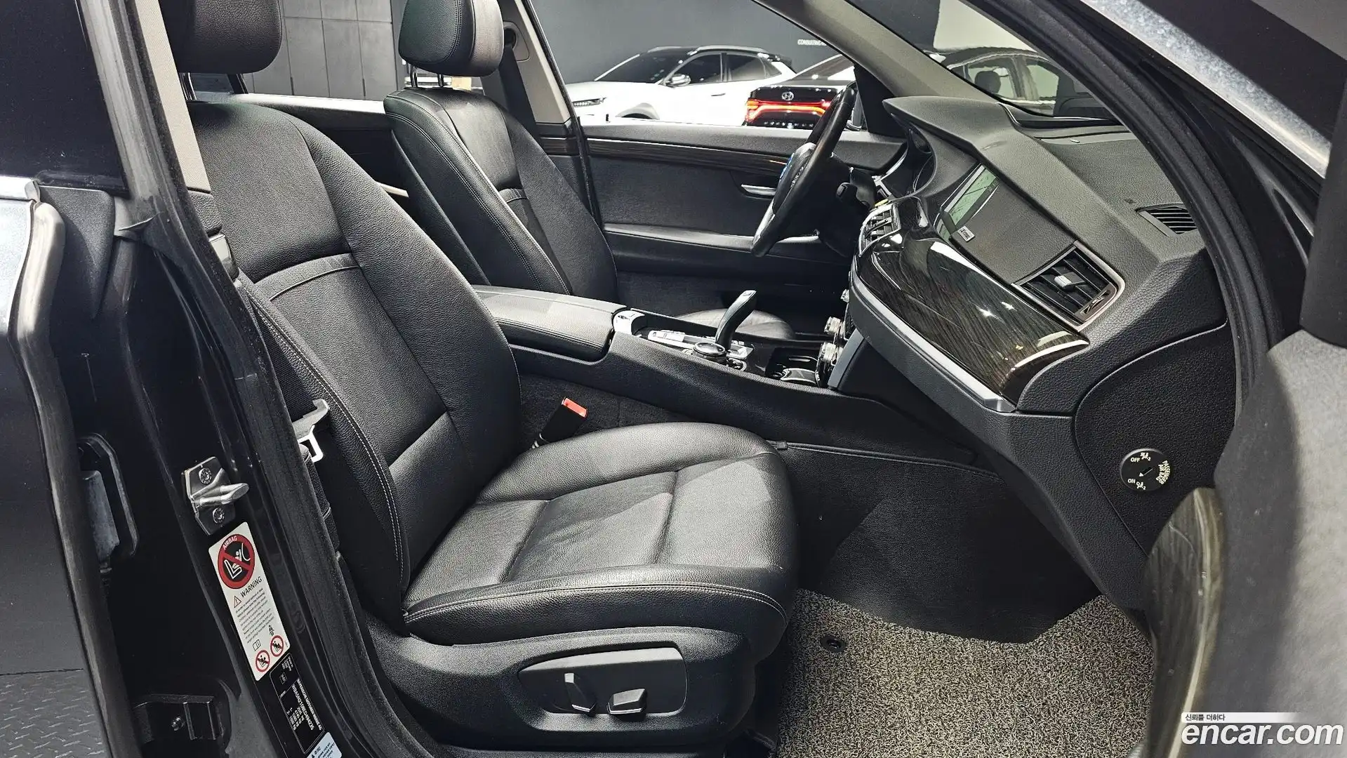 Gran Turismo BMW 2013.11-INNER-036