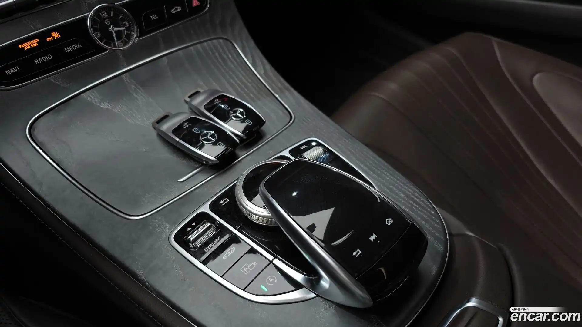 CLS-Class Mercedes-Benz 2020.2-OPTION-021