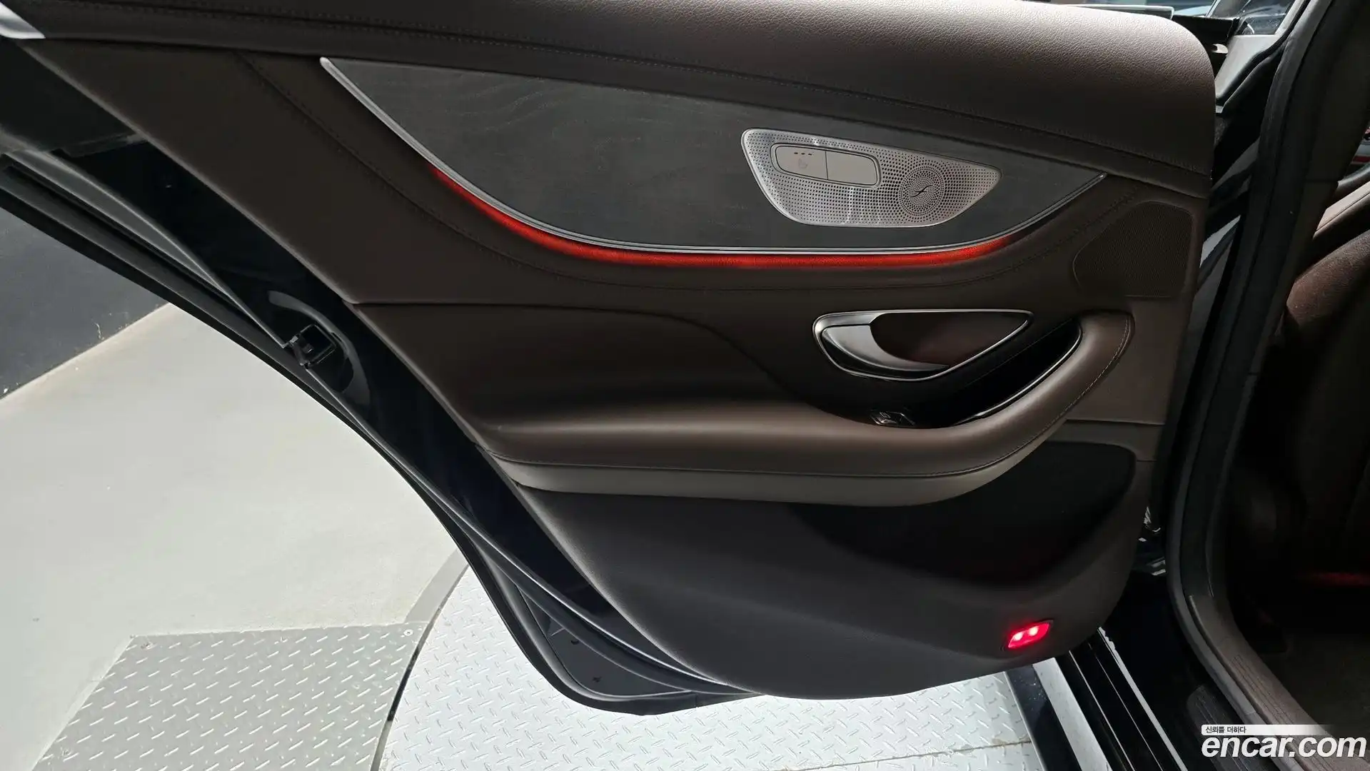 CLS-Class Mercedes-Benz 2020.2-INNER-035