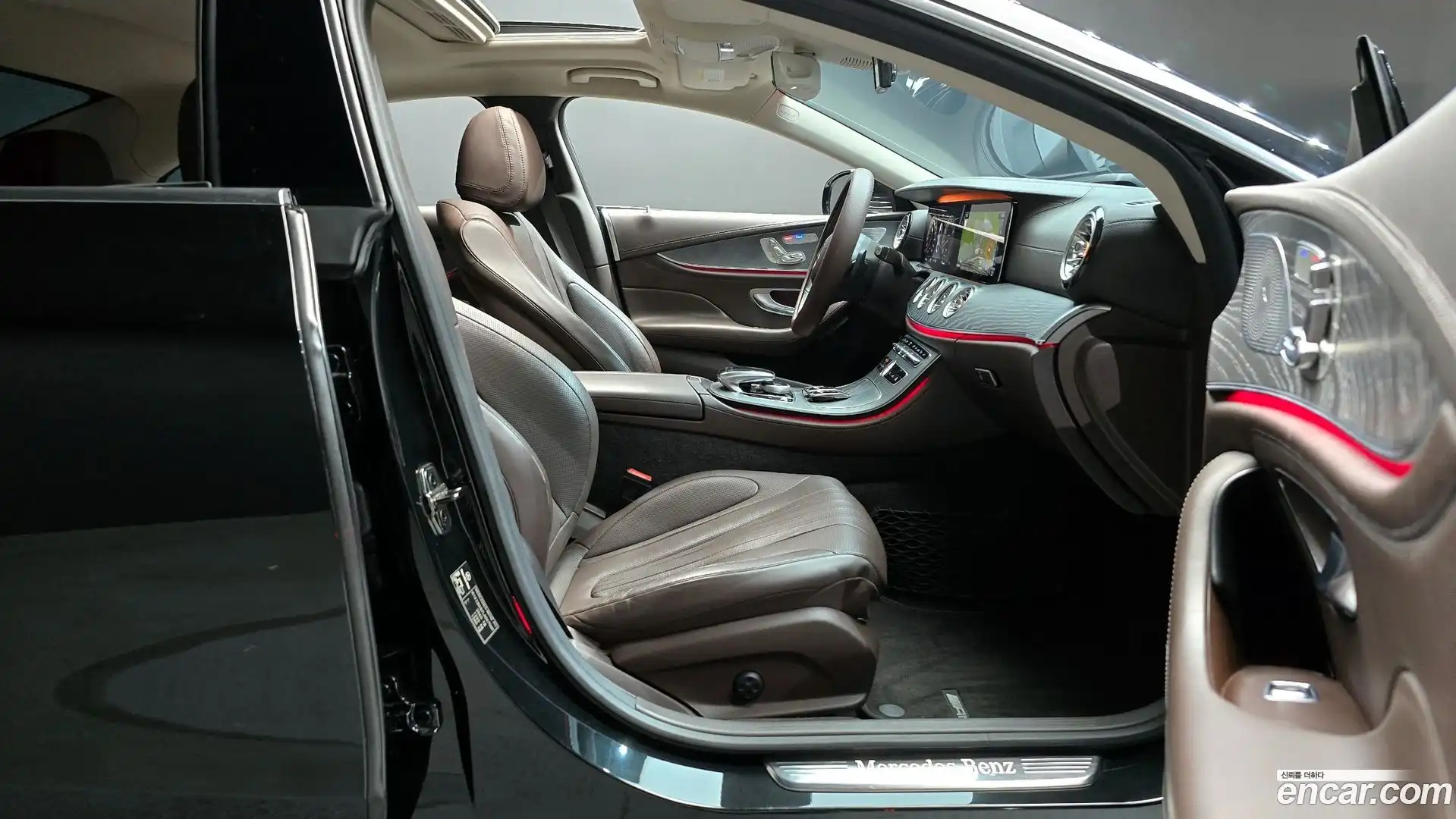 CLS-Class Mercedes-Benz 2020.2-INNER-036