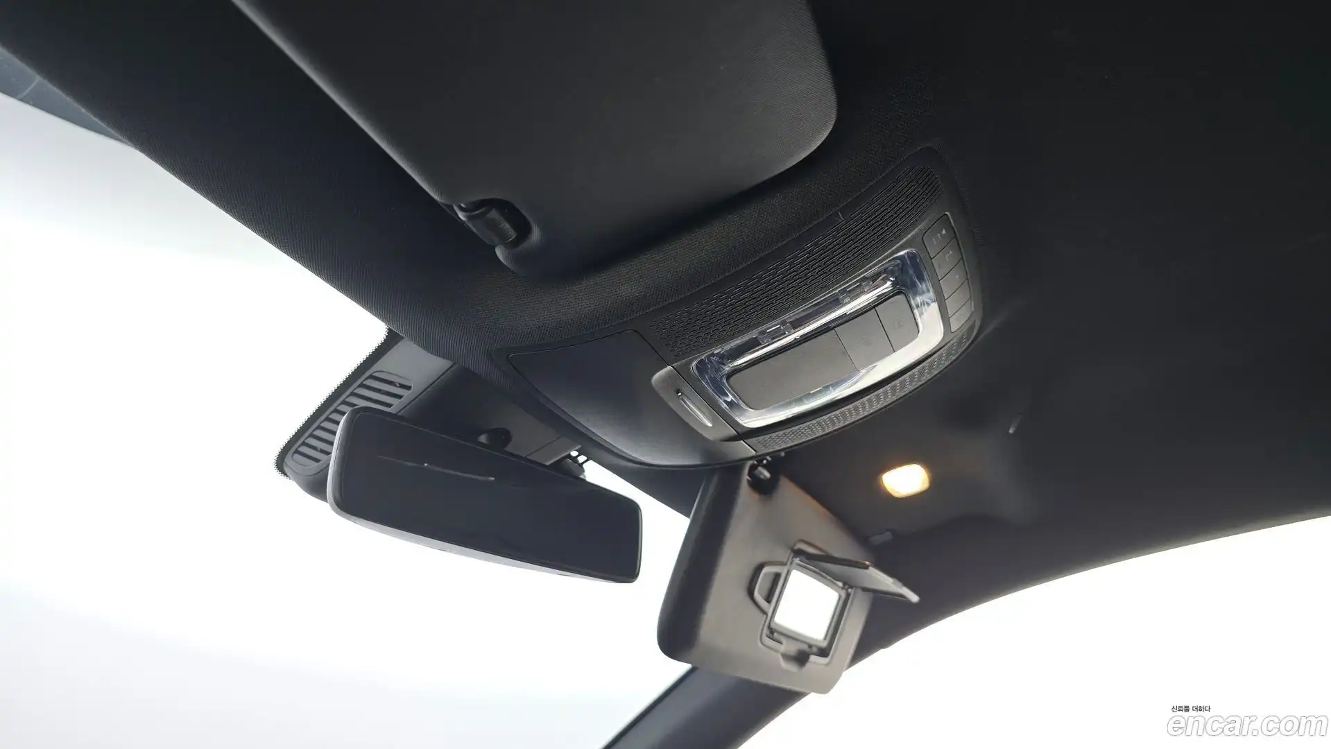 A-Class Mercedes-Benz 2020.9-OPTION-017