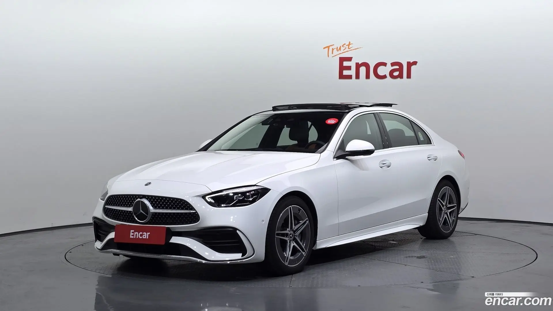 Main__Slider__Photo:C-Class Mercedes-Benz 2025.5-0