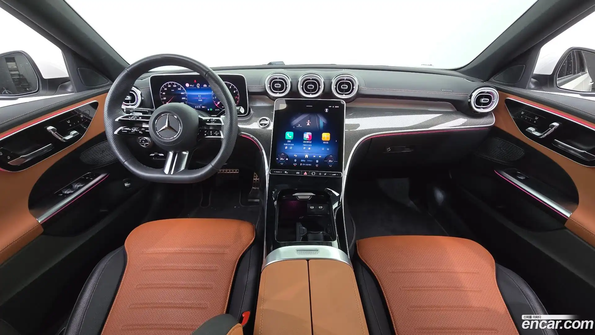 C-Class Mercedes-Benz 2025.5-INNER-007