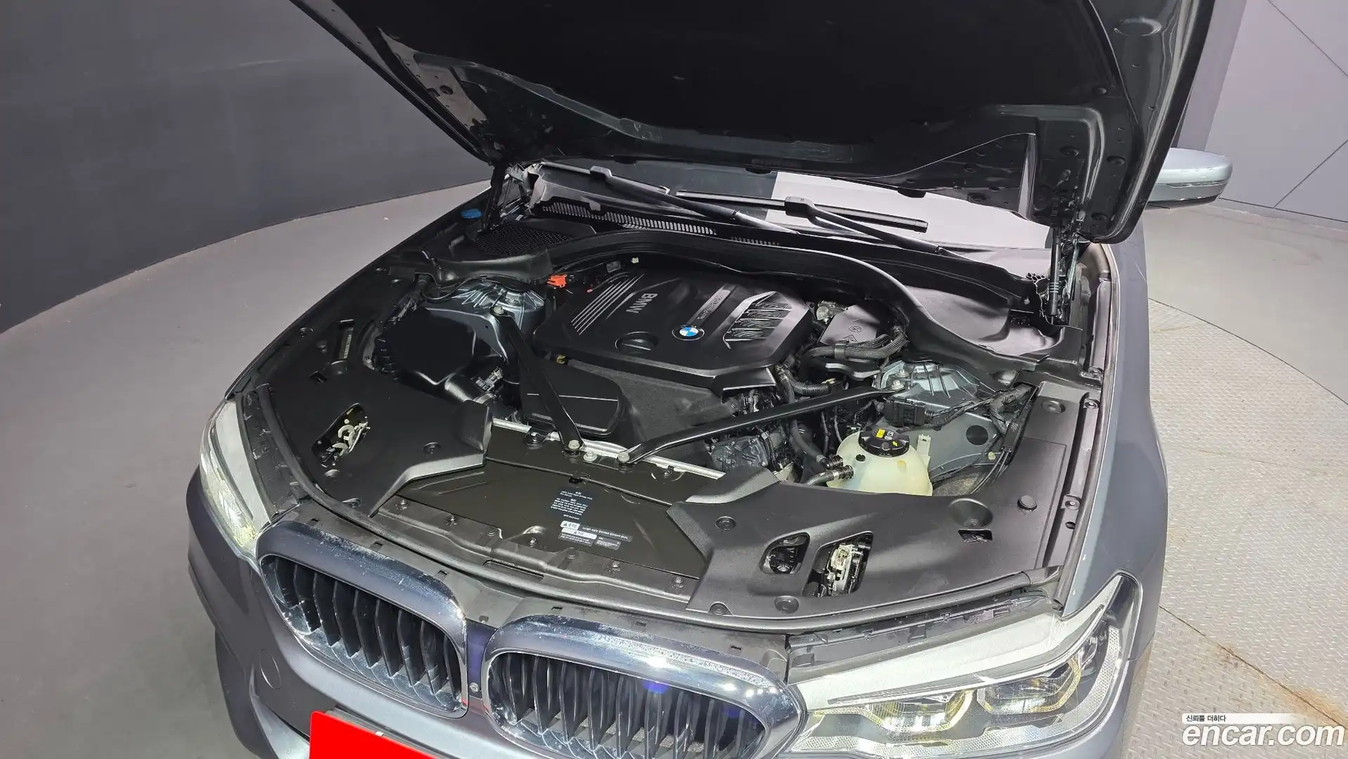5-Series BMW 2017.2-OUTER-006