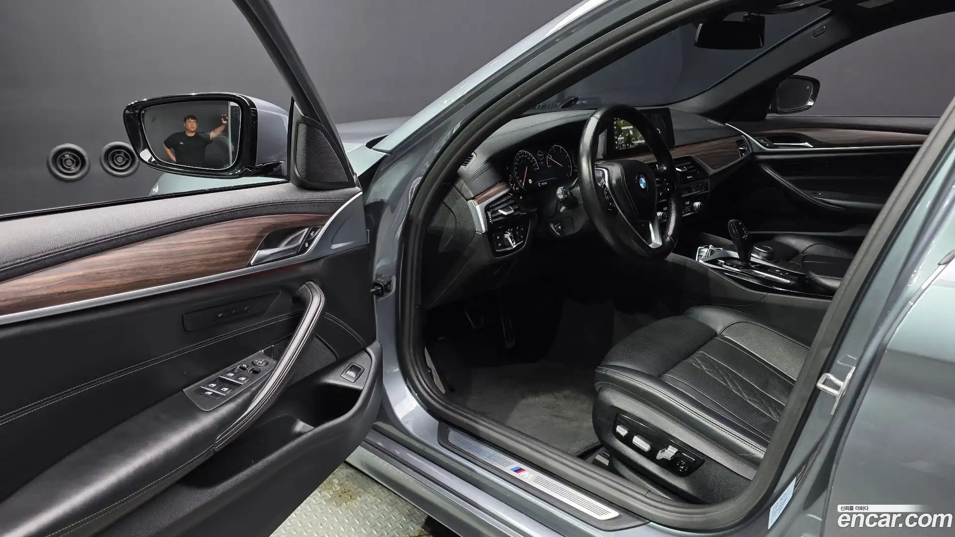 5-Series BMW 2017.2-INNER-010