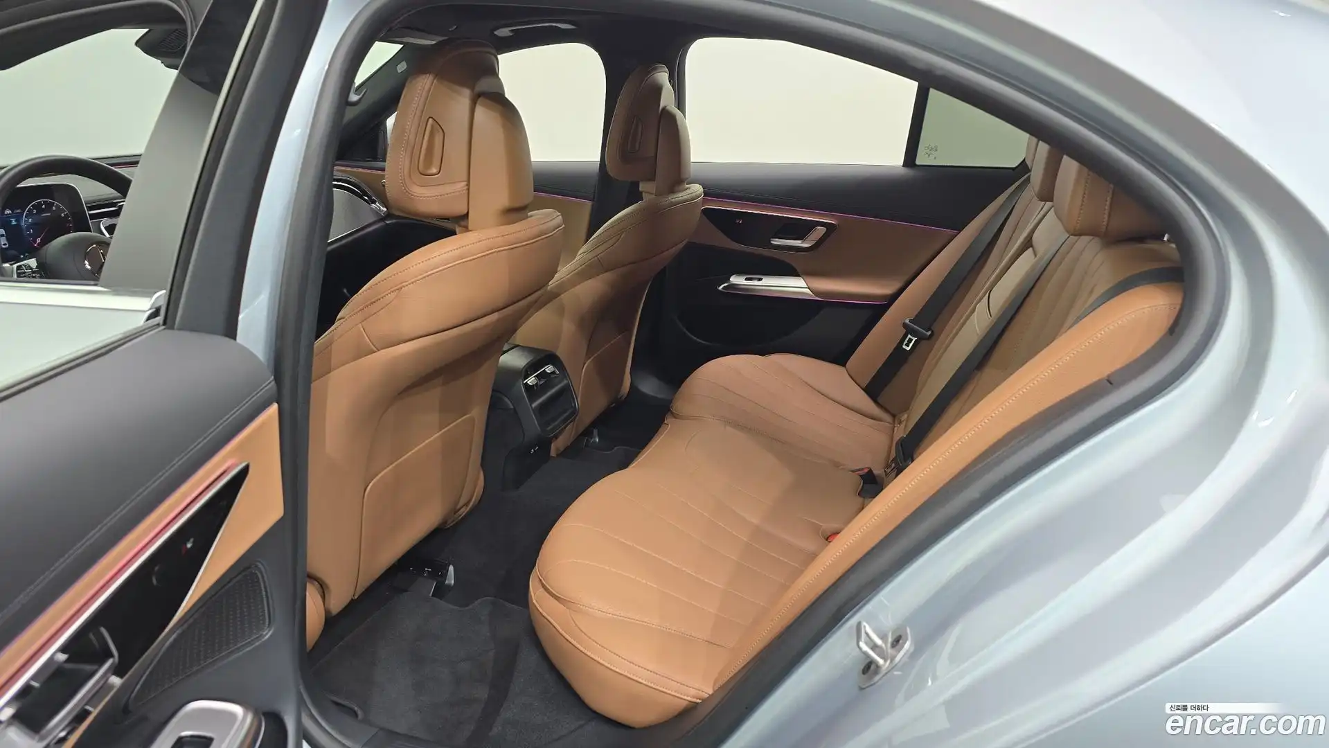 E-Class Mercedes-Benz 2025.2-OPTION-015