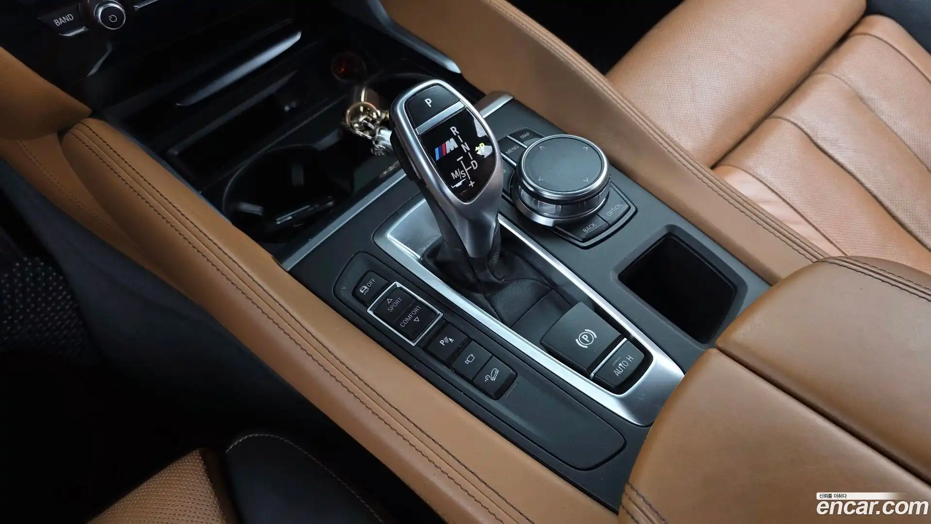X6 BMW 2017.5-INNER-009
