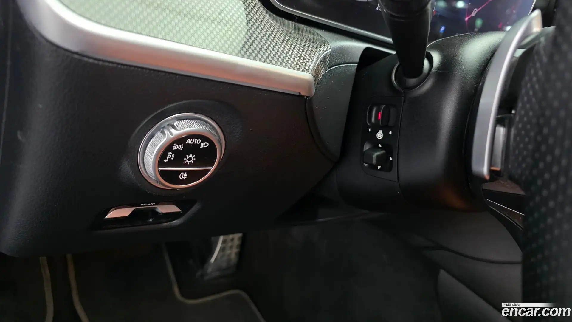 C-Class Mercedes-Benz 2022.3-OPTION-021