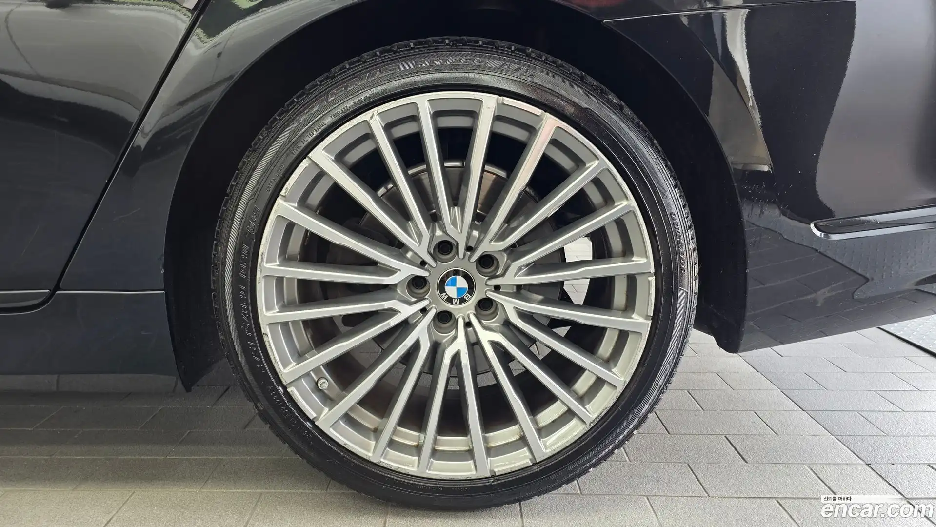 7-Series BMW 2021.9-OUTER-031