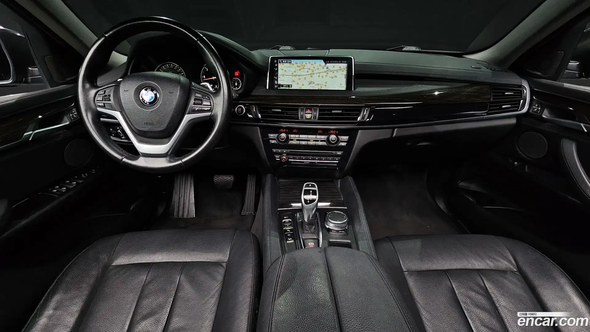 X6 BMW 2017.1-INNER-007