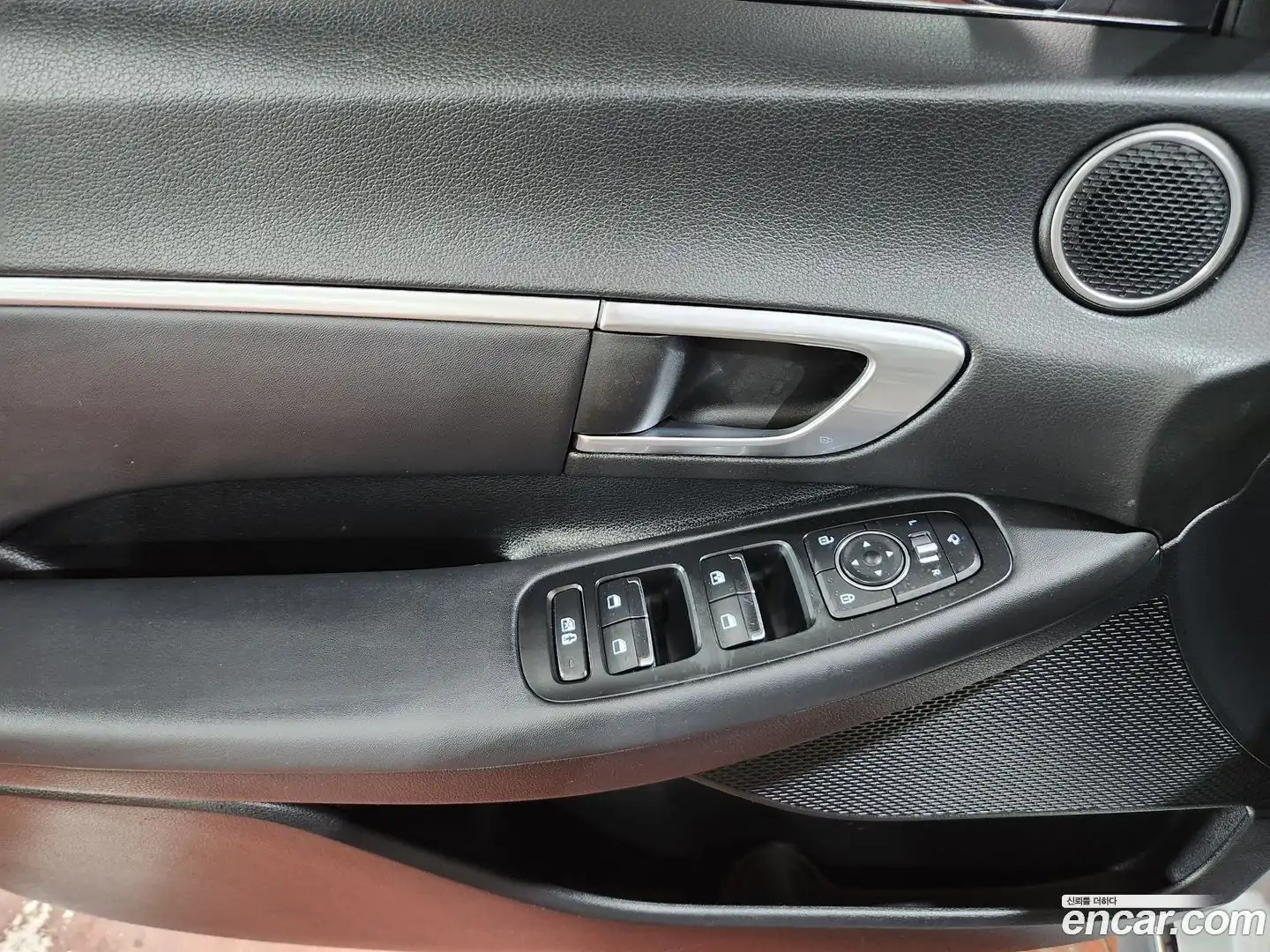 Sonata Hyundai 2019.6-OPTION-018
