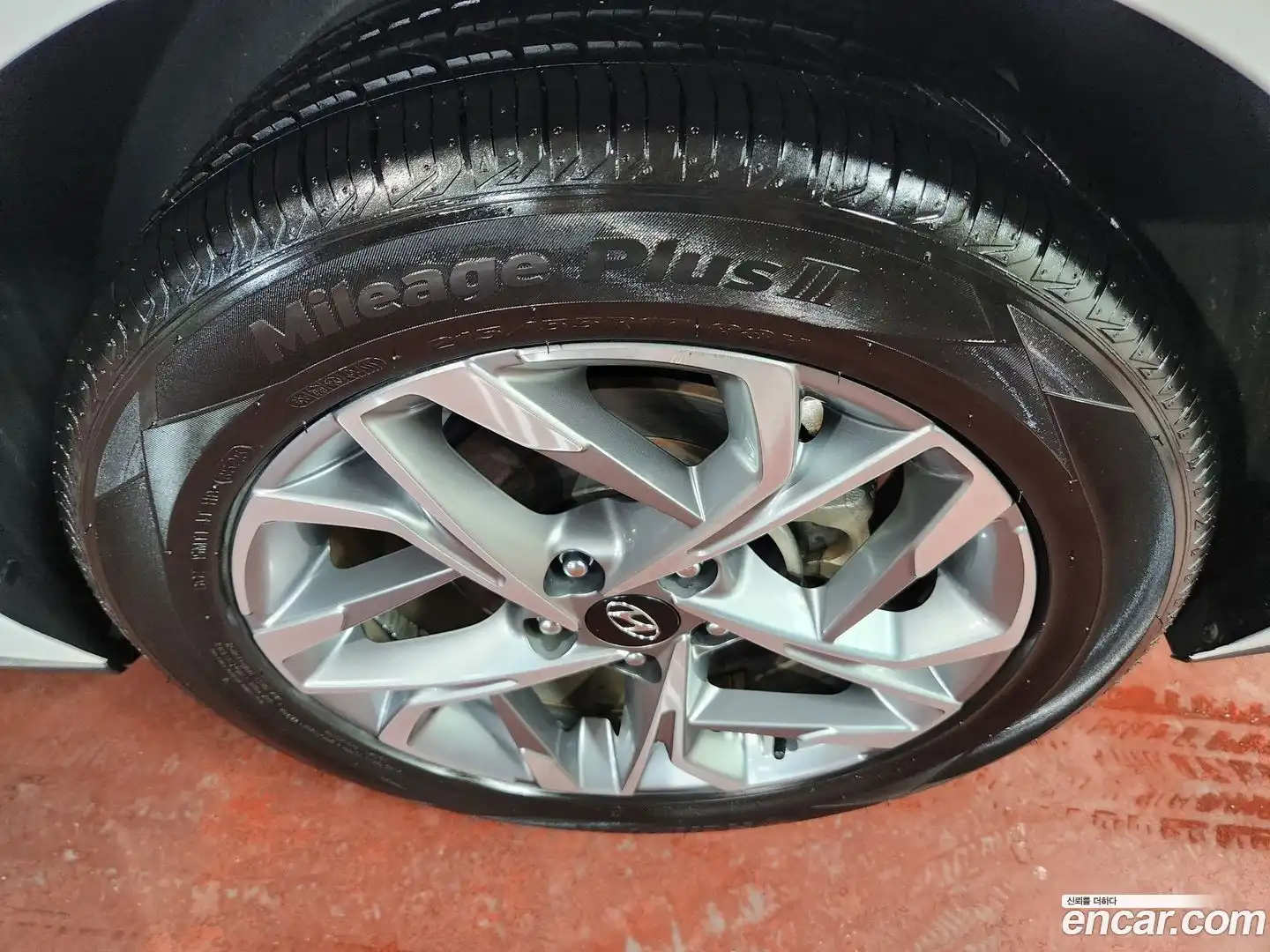 Sonata Hyundai 2019.6-OPTION-023