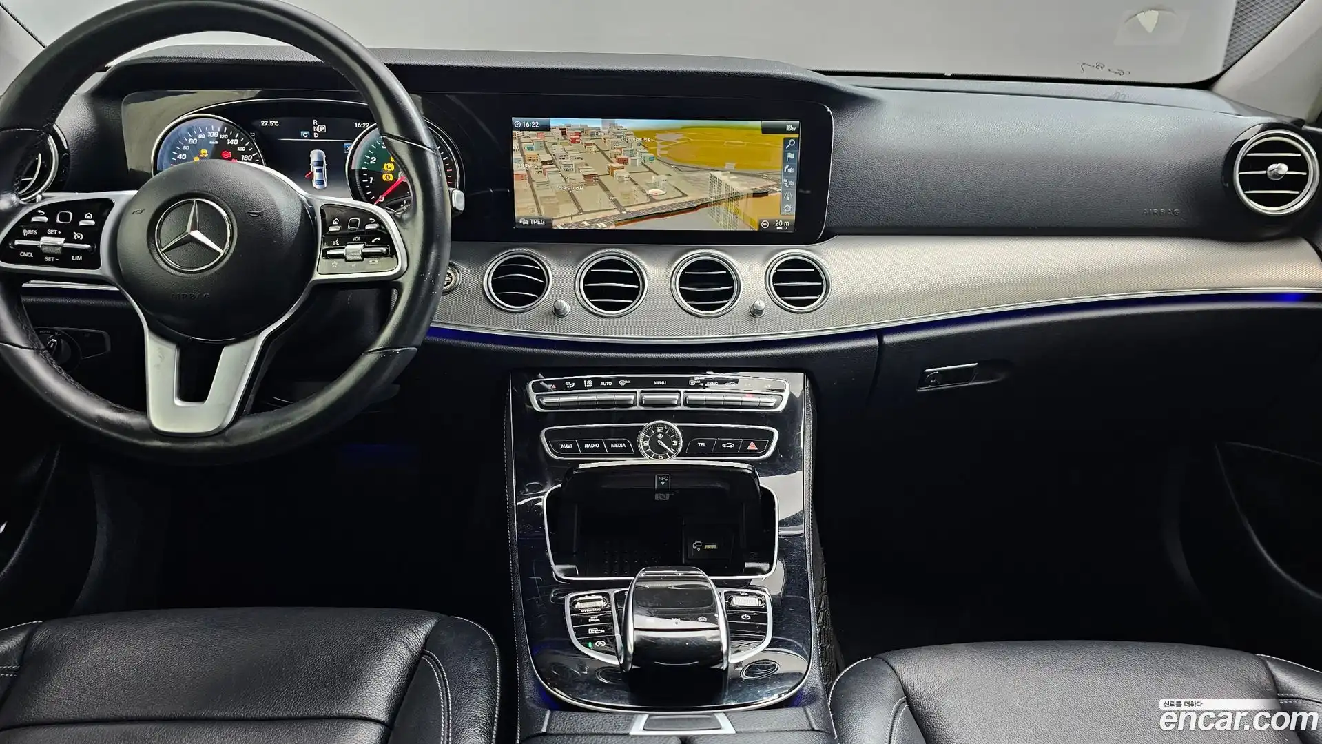 E-Class Mercedes-Benz 2018.9-OPTION-021