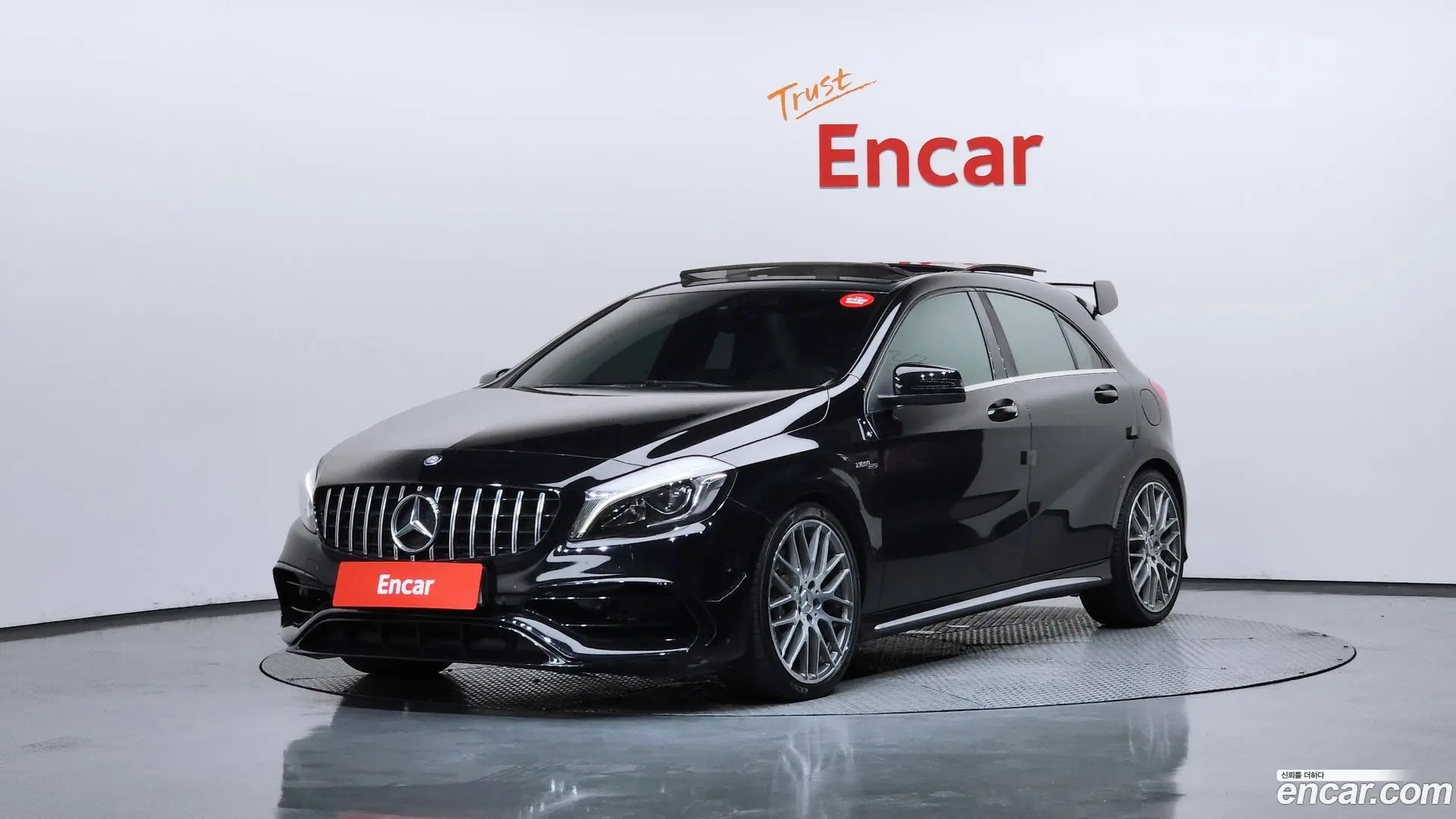 Main__Slider__Photo:A-Class Mercedes-Benz 2017.2-0