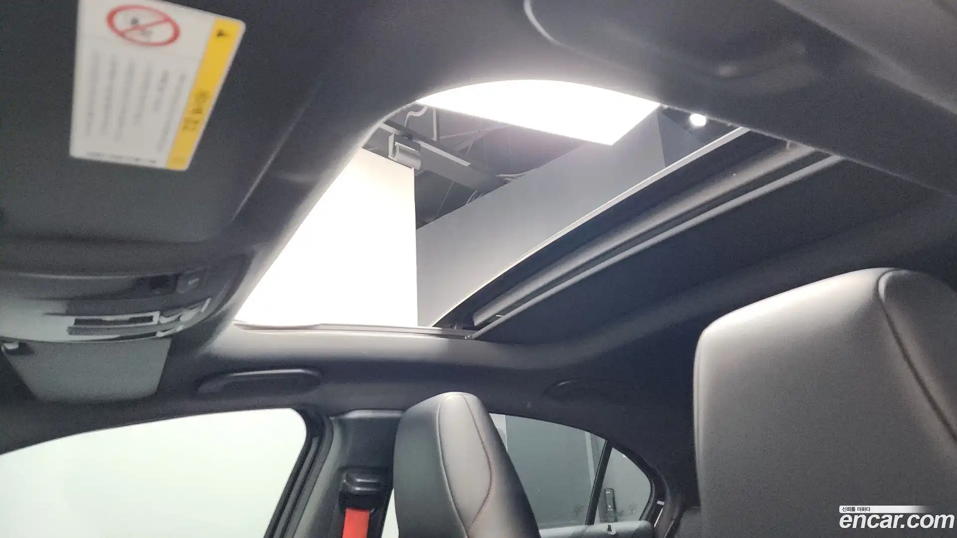 A-Class Mercedes-Benz 2017.2-OPTION-023