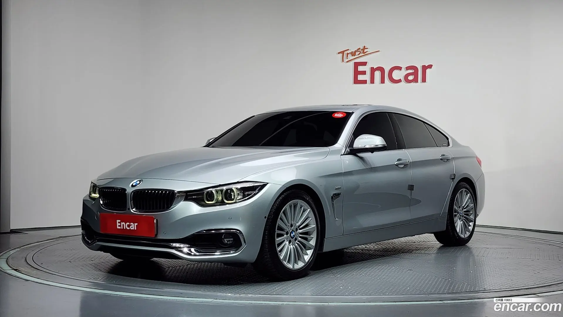 Main__Slider__Photo:4-Series BMW 2018.3-0