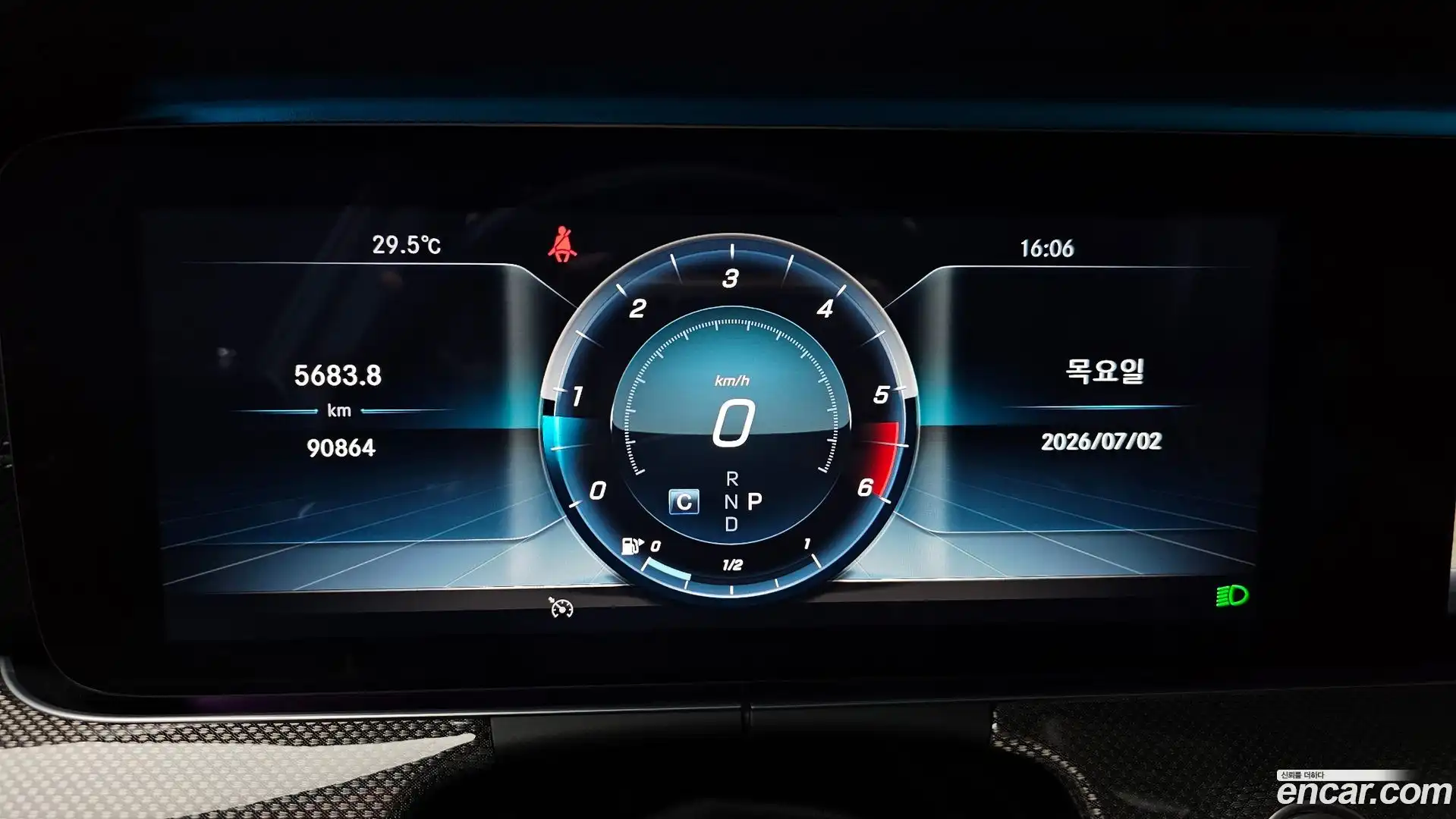 CLS-Class Mercedes-Benz 2019.11-INNER-008