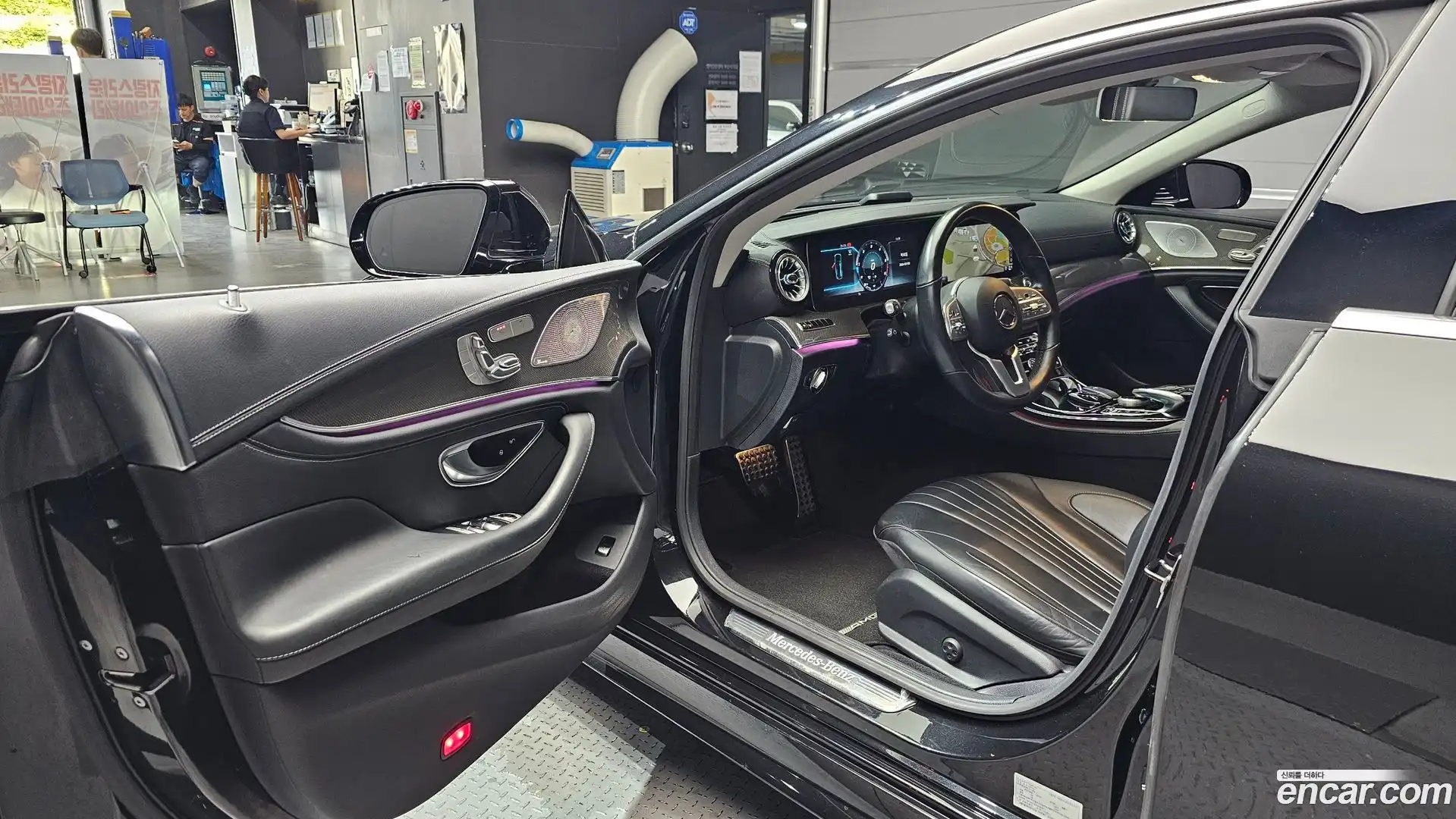 CLS-Class Mercedes-Benz 2019.11-INNER-010