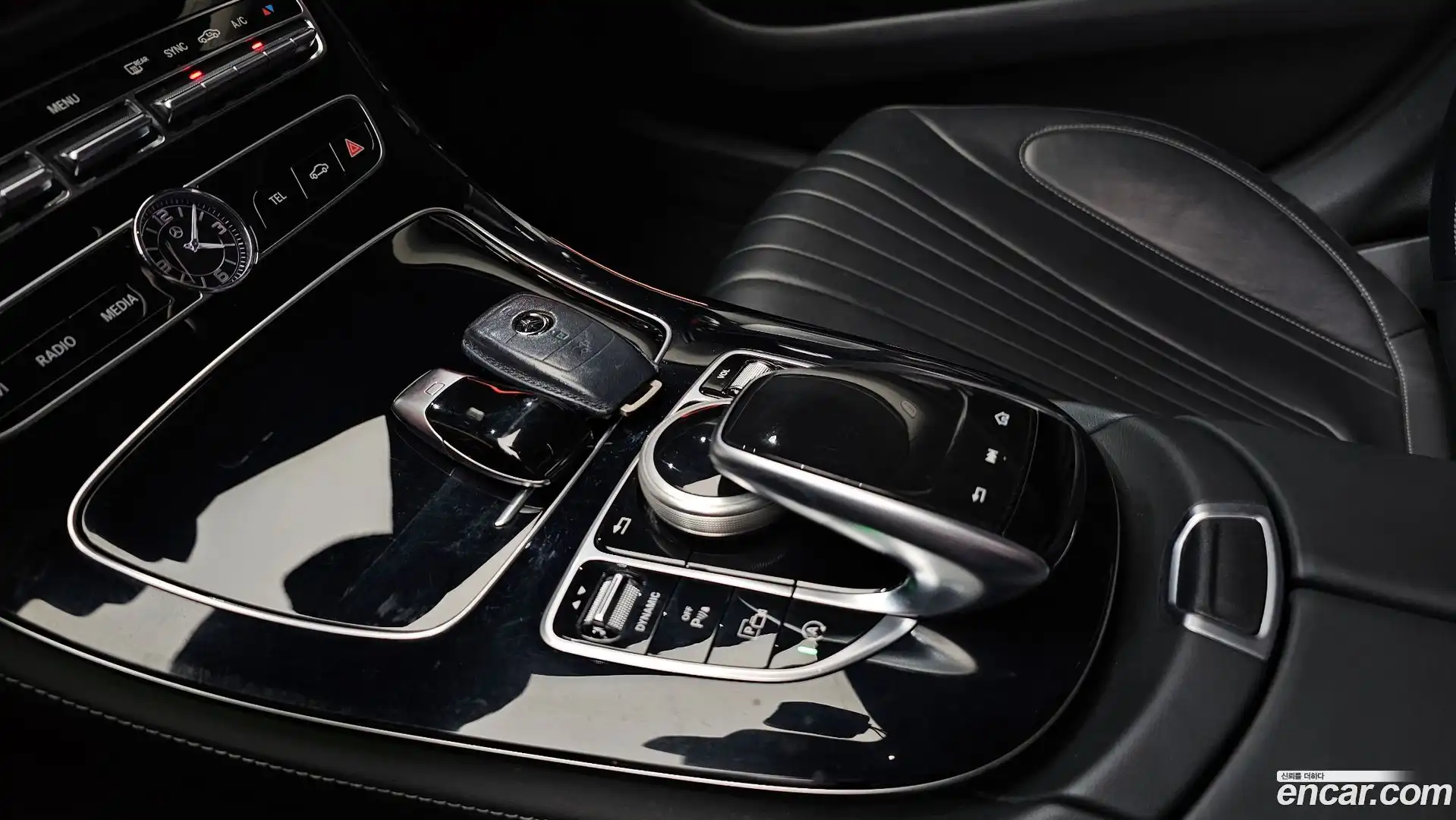 CLS-Class Mercedes-Benz 2019.11-OPTION-023
