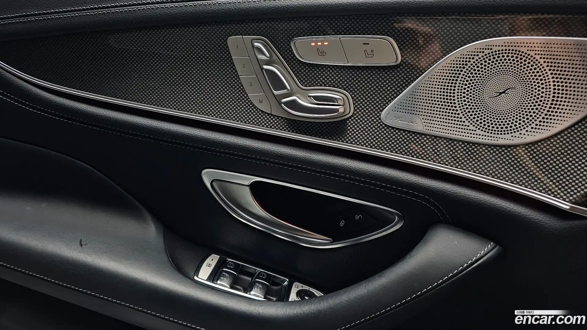 CLS-Class Mercedes-Benz 2019.11-OPTION-040