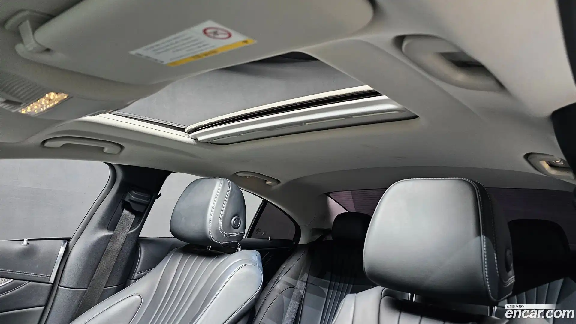 CLS-Class Mercedes-Benz 2019.11-OPTION-043