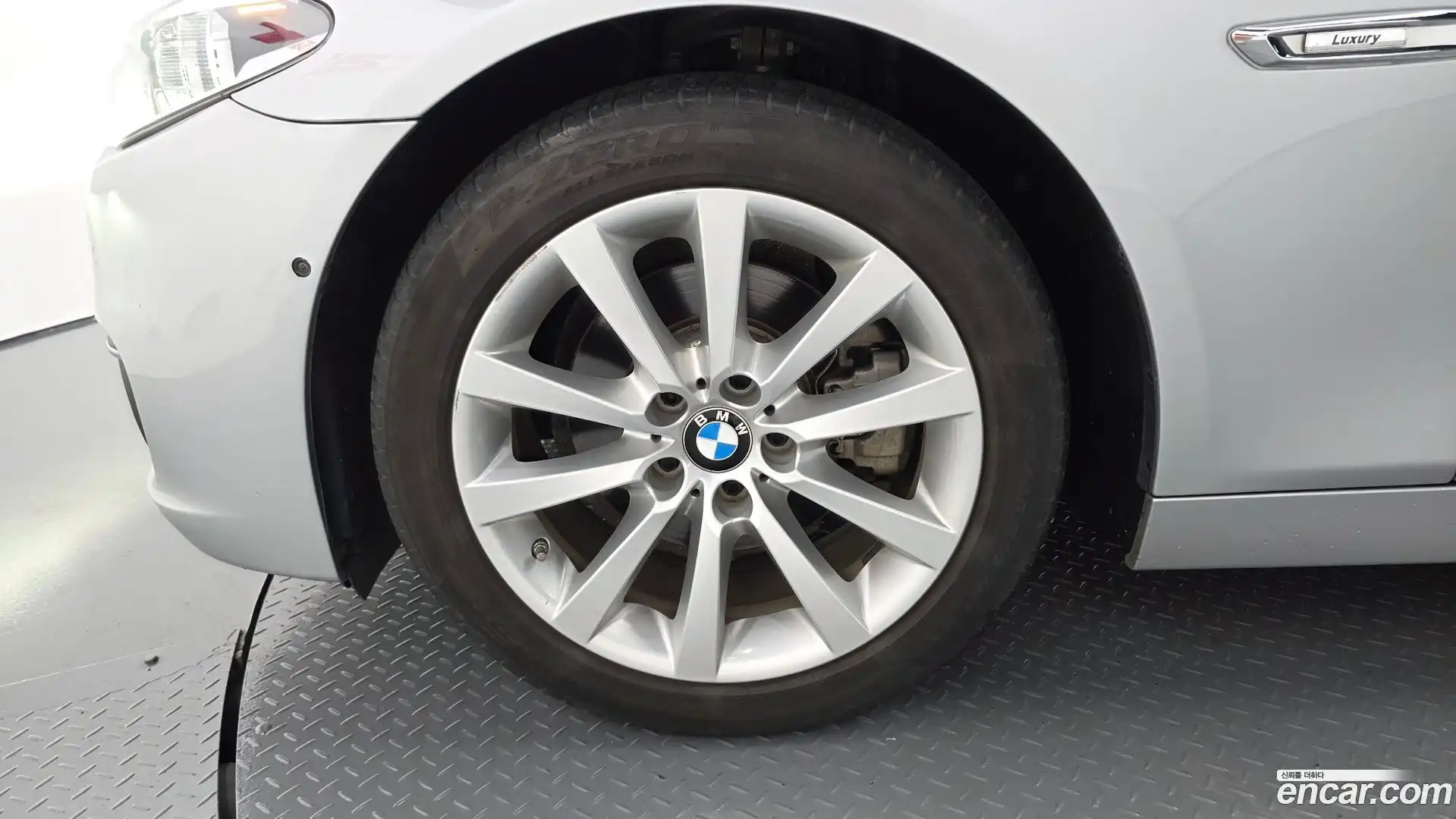 5-Series BMW 2016.2-OUTER-005