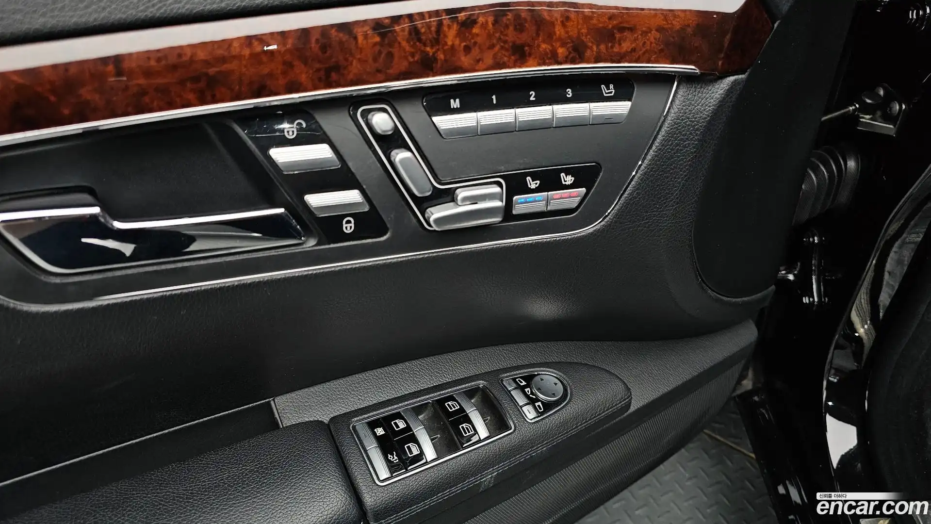 S-Class Mercedes-Benz 2010.0-OPTION-040