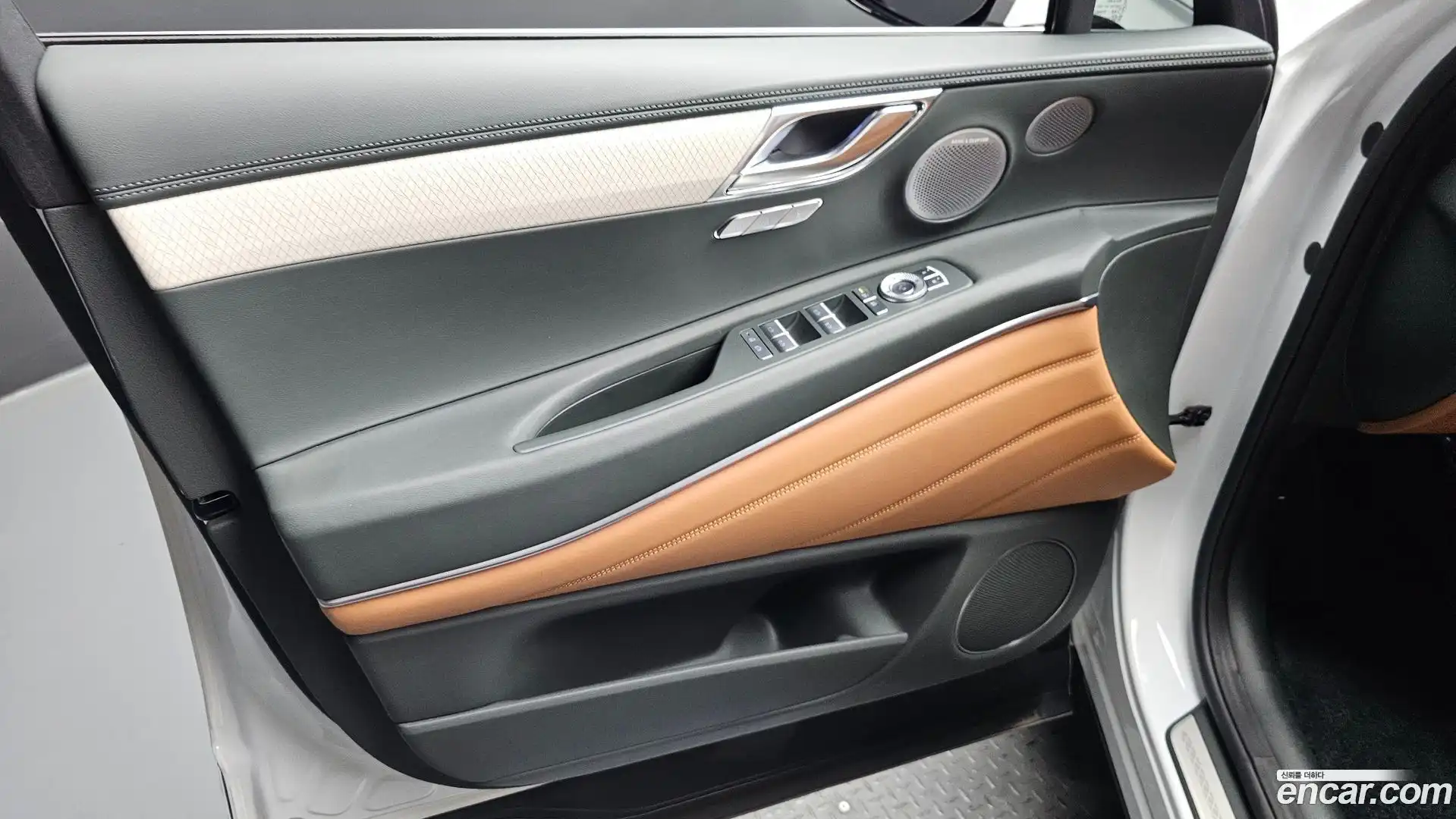 GV80 Genesis 2024.2-INNER-034