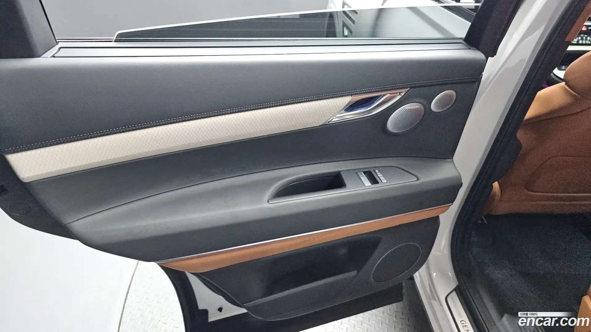 GV80 Genesis 2024.2-INNER-035