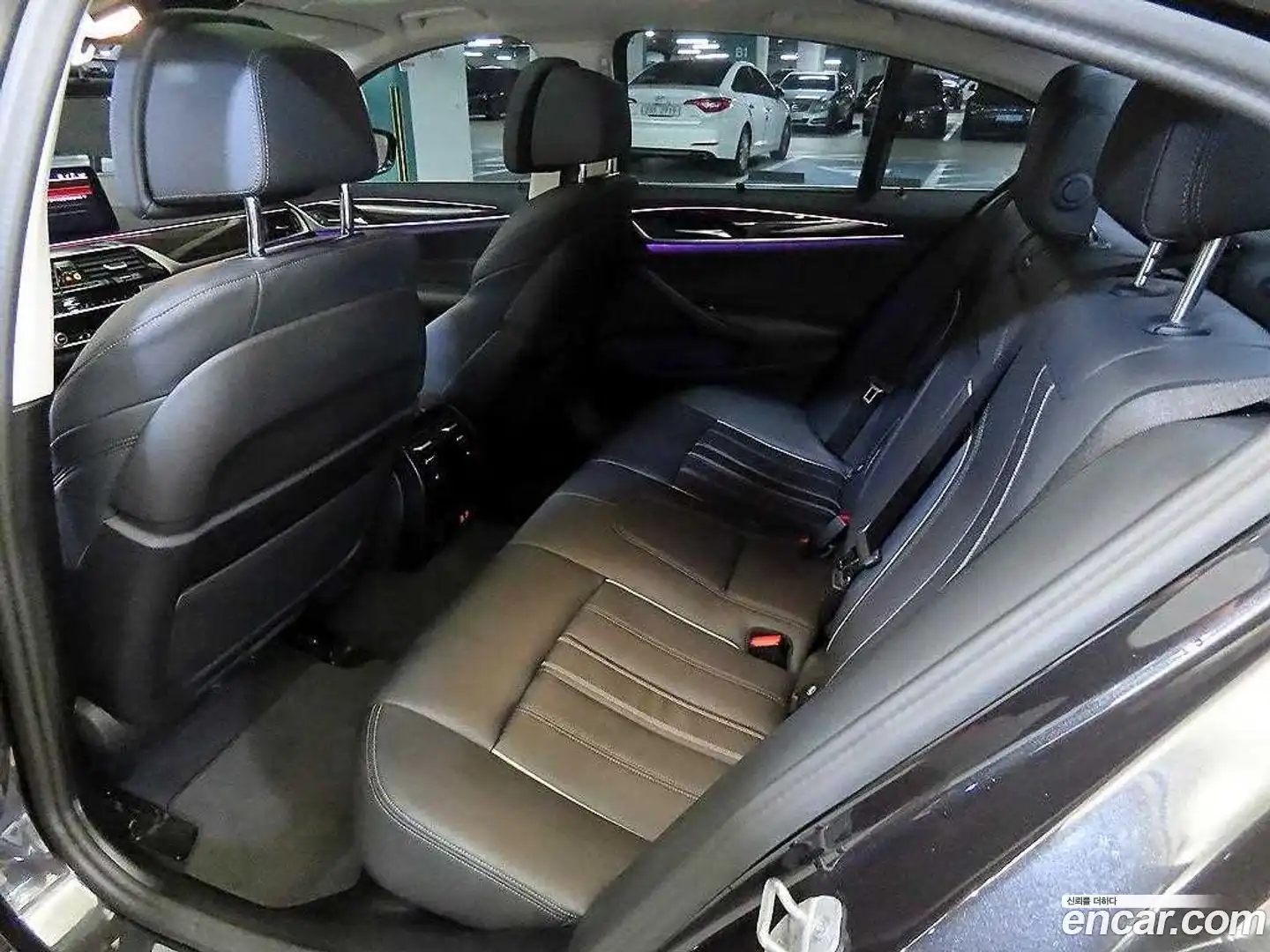 5-Series BMW 2023.2-INNER-007