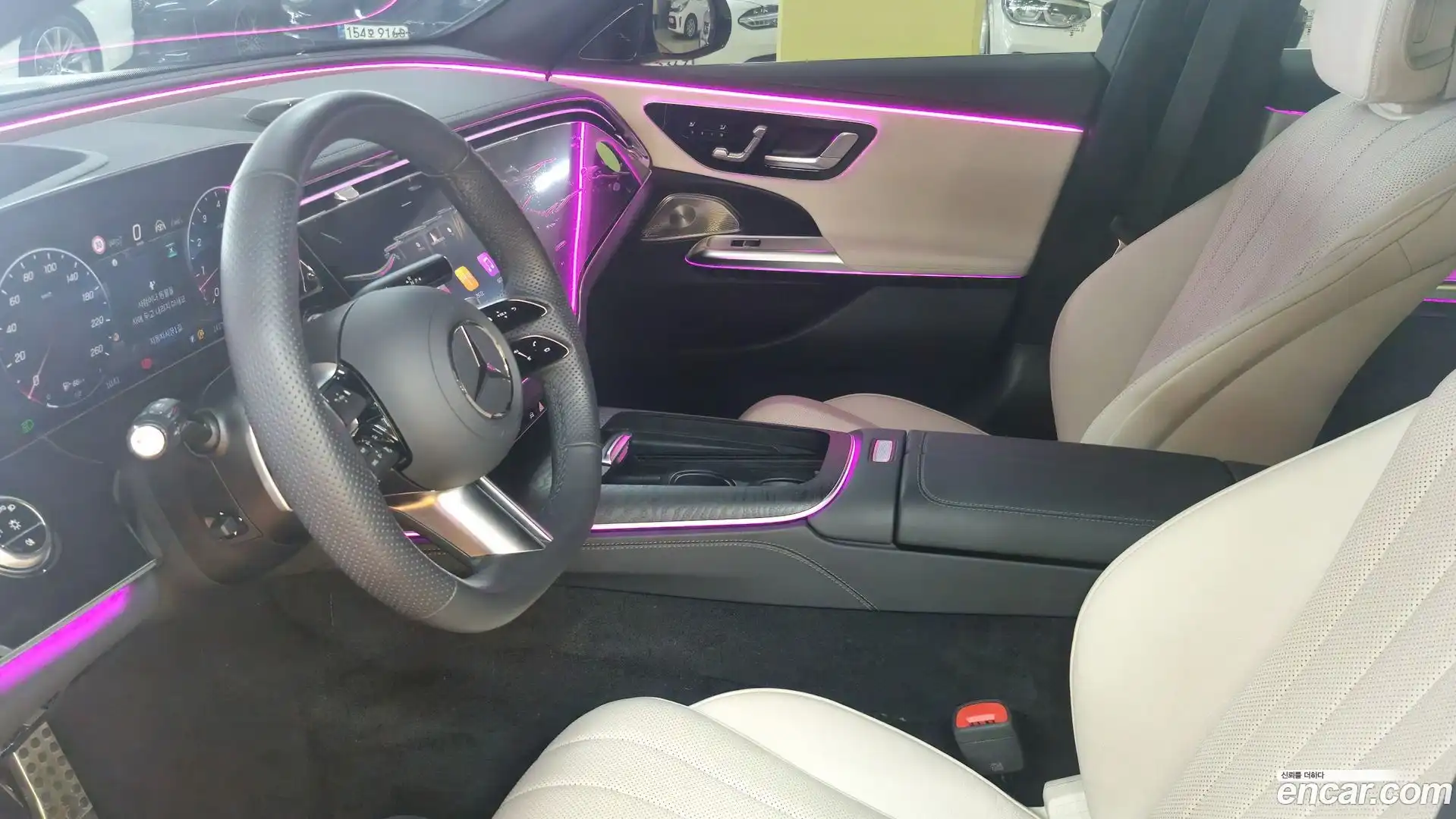 E-Class Mercedes-Benz 2025.3-INNER-009