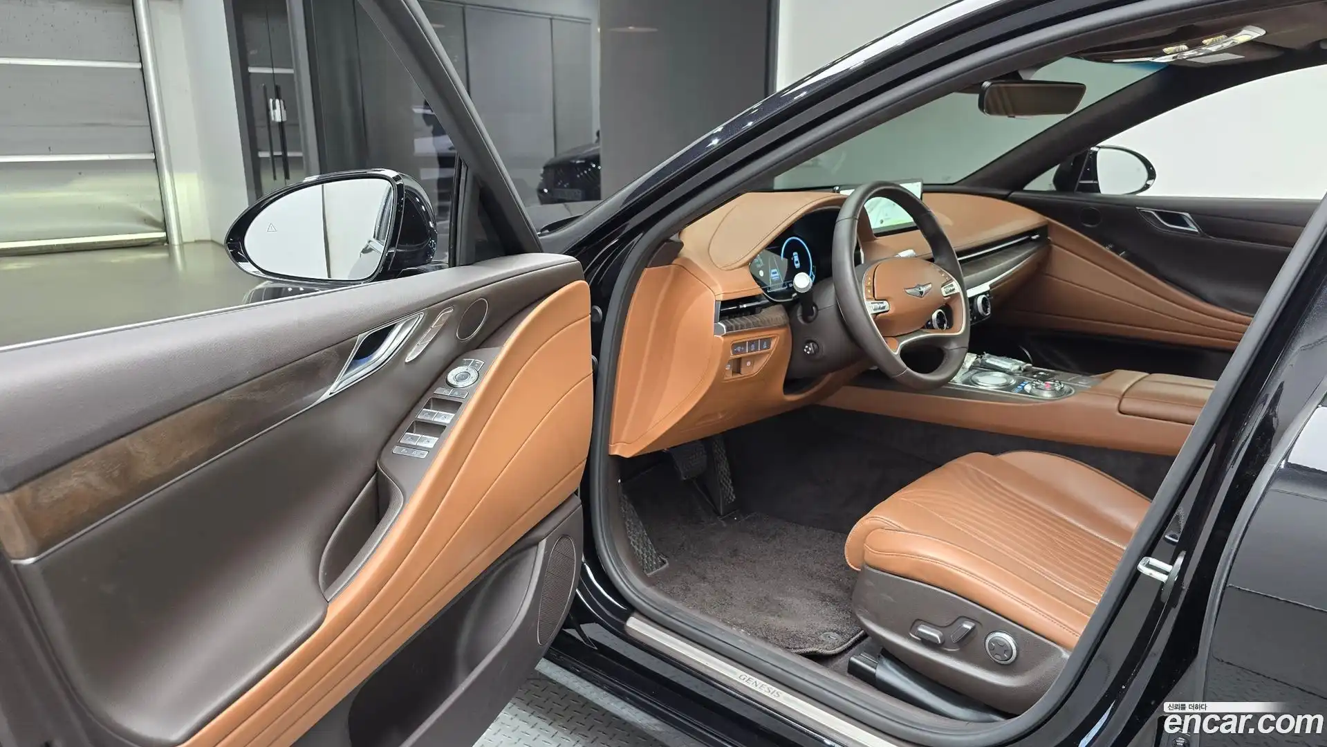 G80 Genesis 2022.4-INNER-010