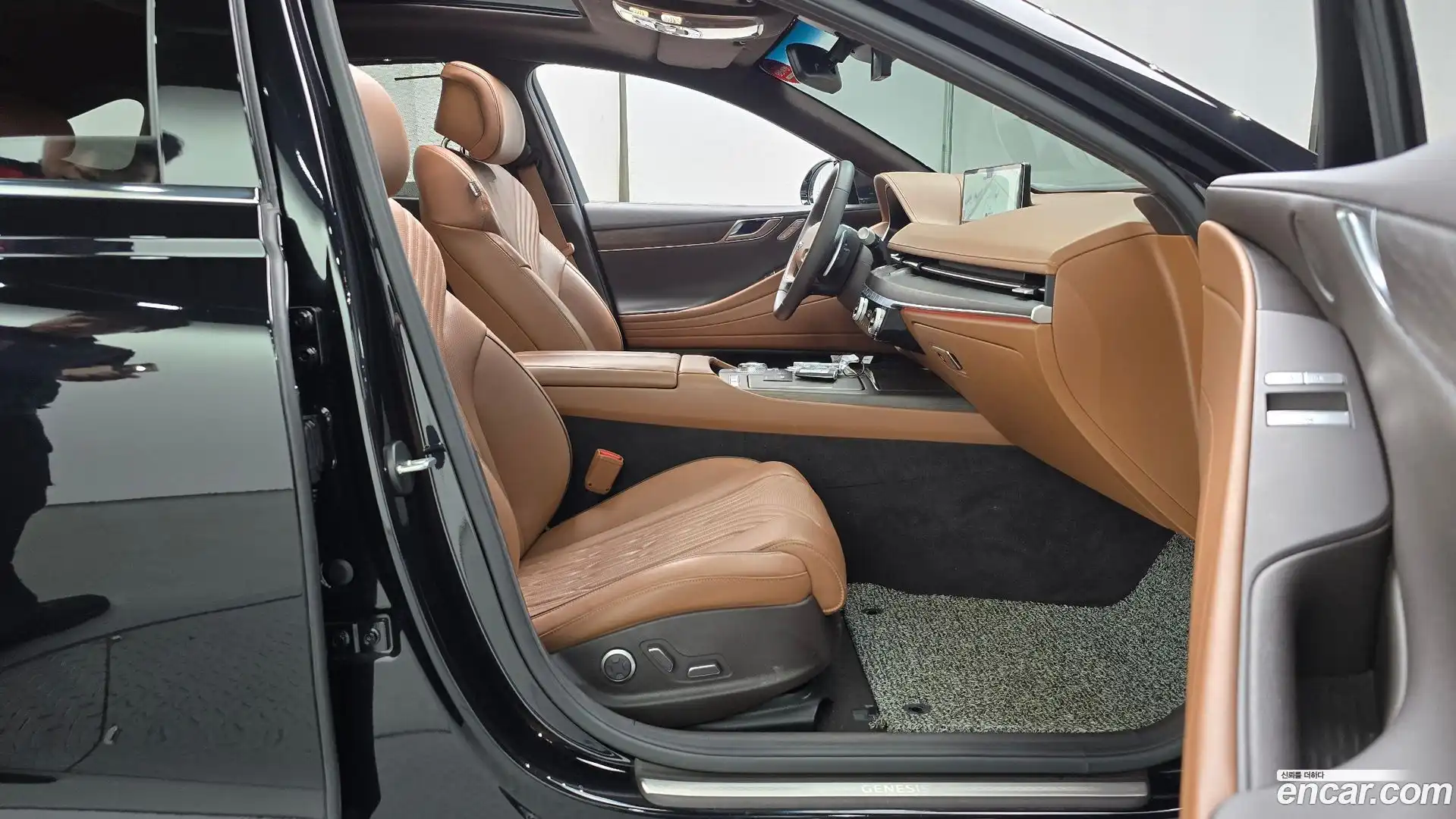 G80 Genesis 2022.4-INNER-036