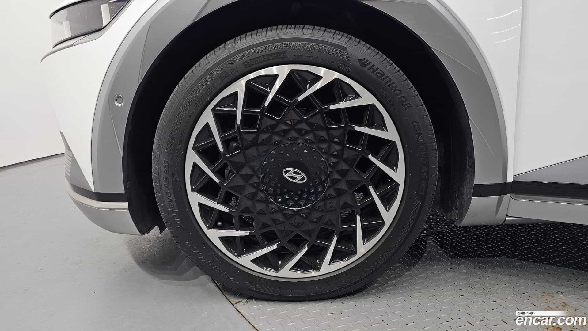 Ioniq5 Hyundai 2022.2-OUTER-005