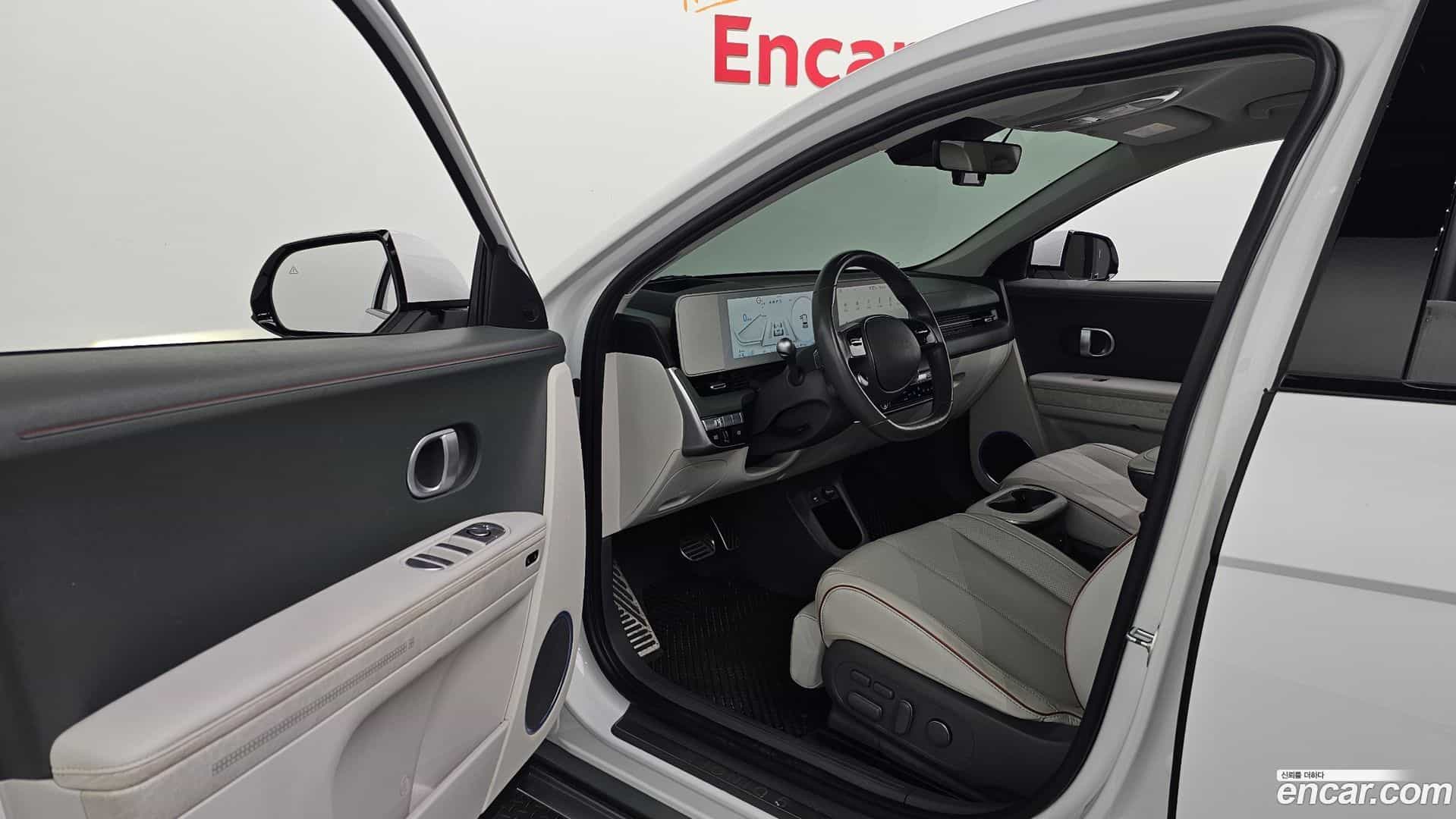 Ioniq5 Hyundai 2022.2-INNER-010
