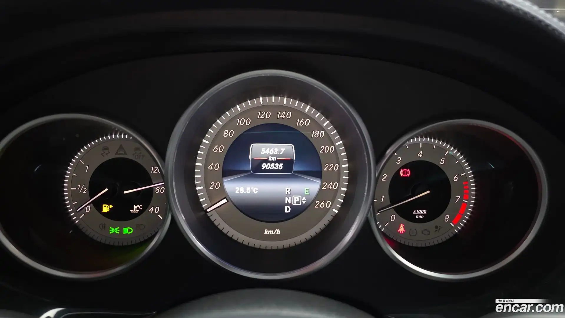 CLS-Class Mercedes-Benz 2017.2-INNER-008