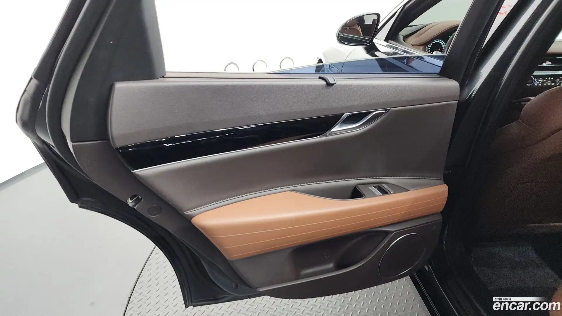G80 Genesis 2021.5-INNER-035