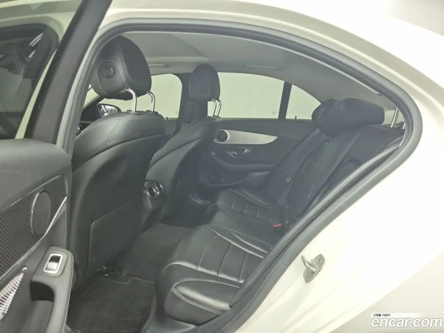 C-Class Mercedes-Benz 2015.7-OPTION-016