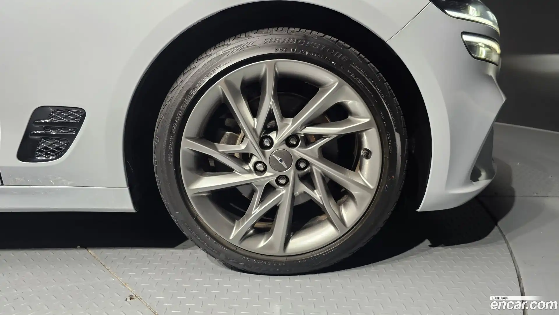 G70 Genesis 2022.8-OUTER-031
