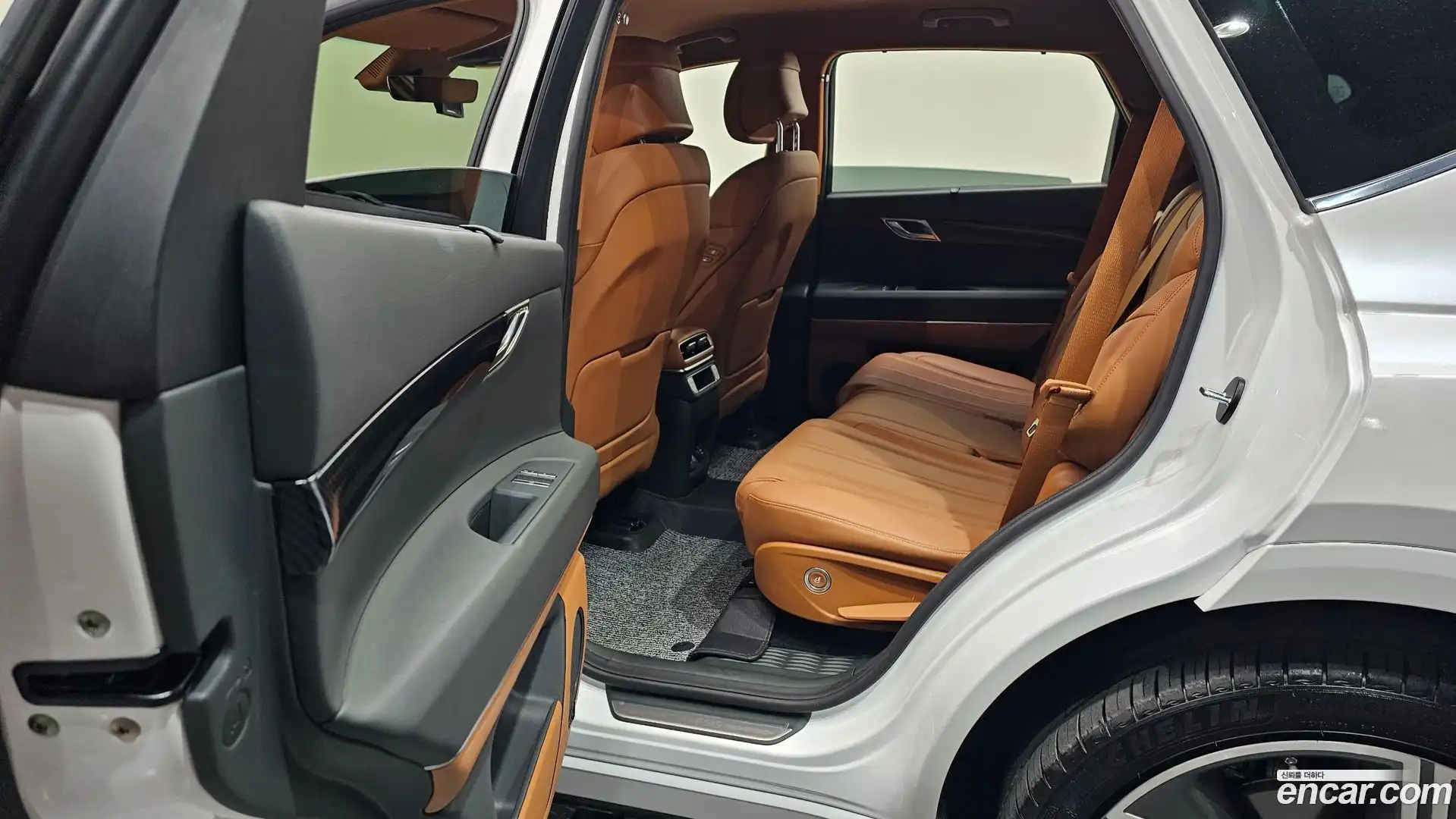 GV80 Genesis 2025.4-INNER-036