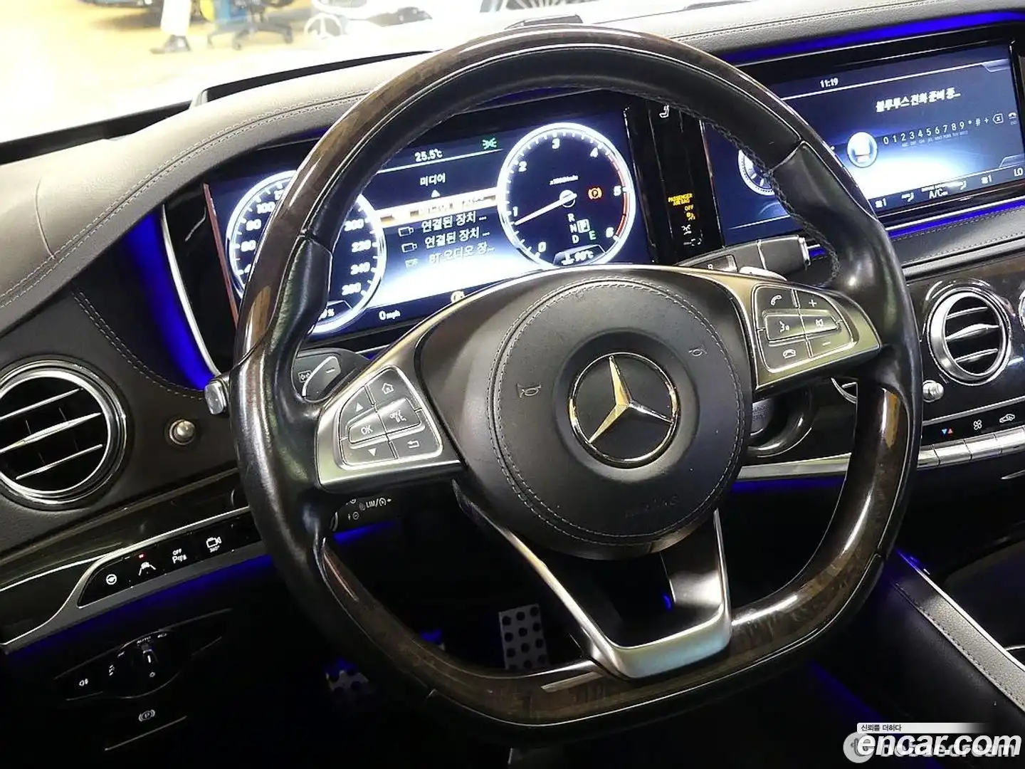 S-Class Mercedes-Benz 2017.1-OPTION-016