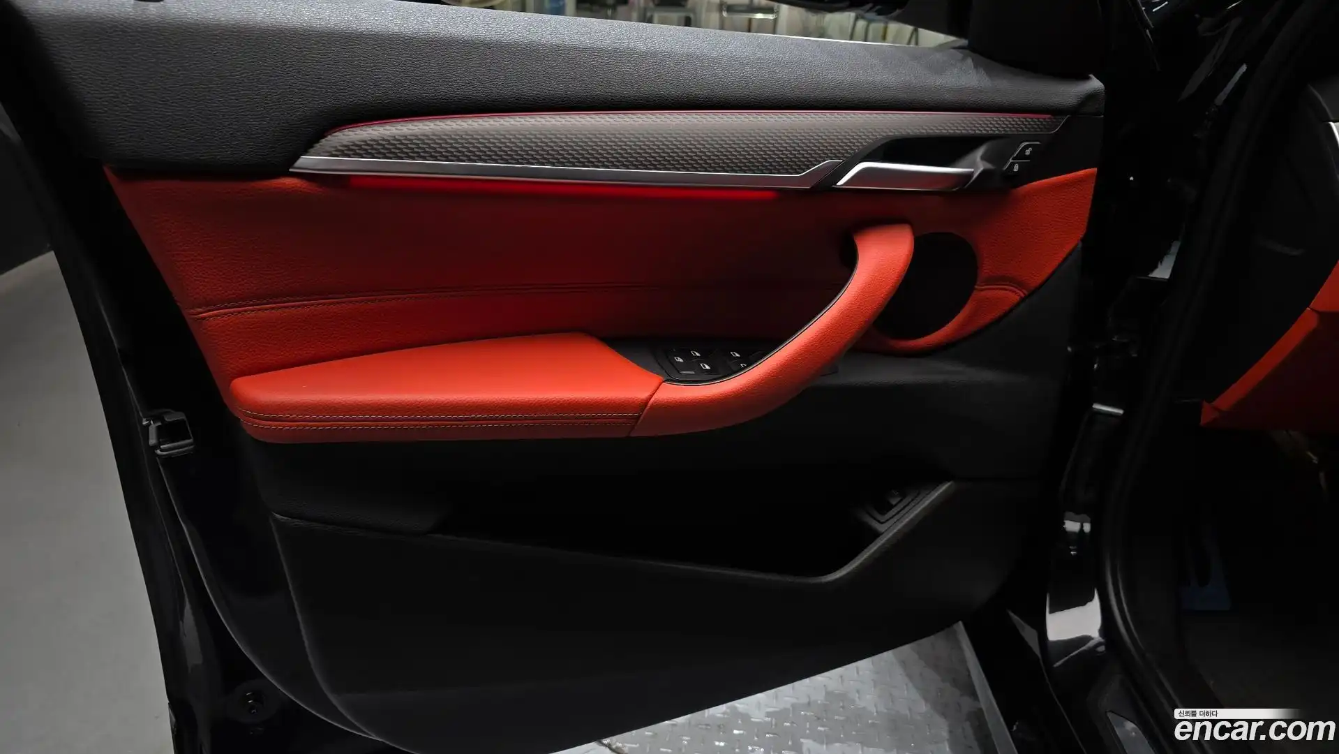 X2 (F39) BMW 2022.10-INNER-034