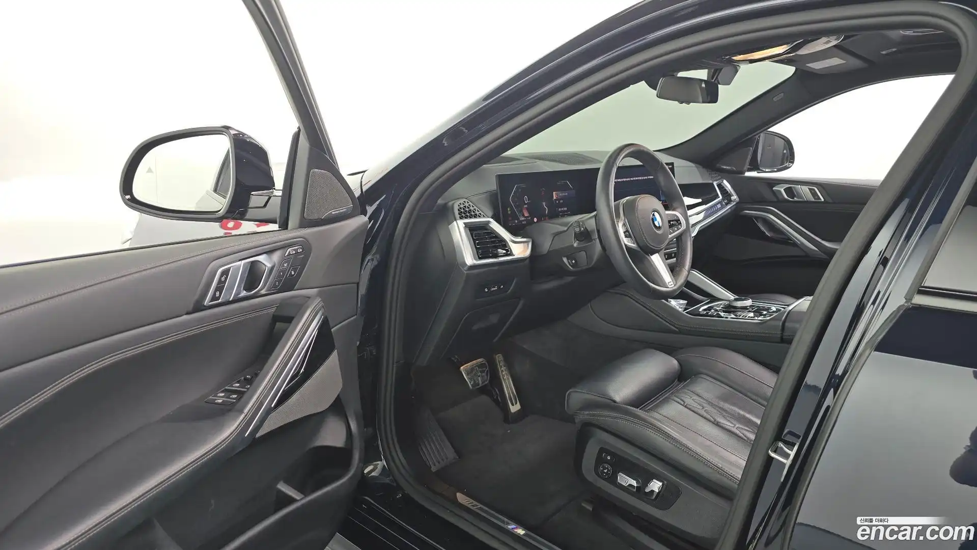 X6 BMW 2025.6-INNER-010