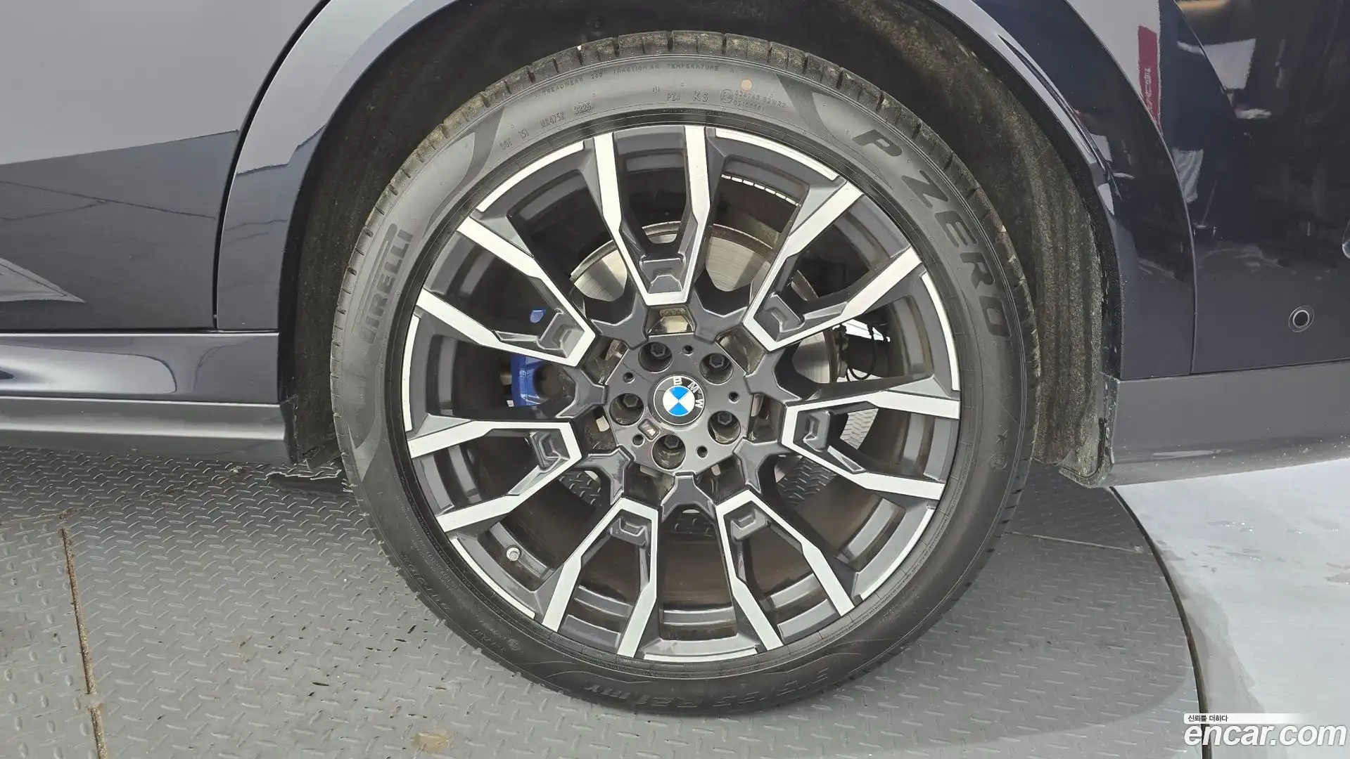 X6 BMW 2025.6-OUTER-031