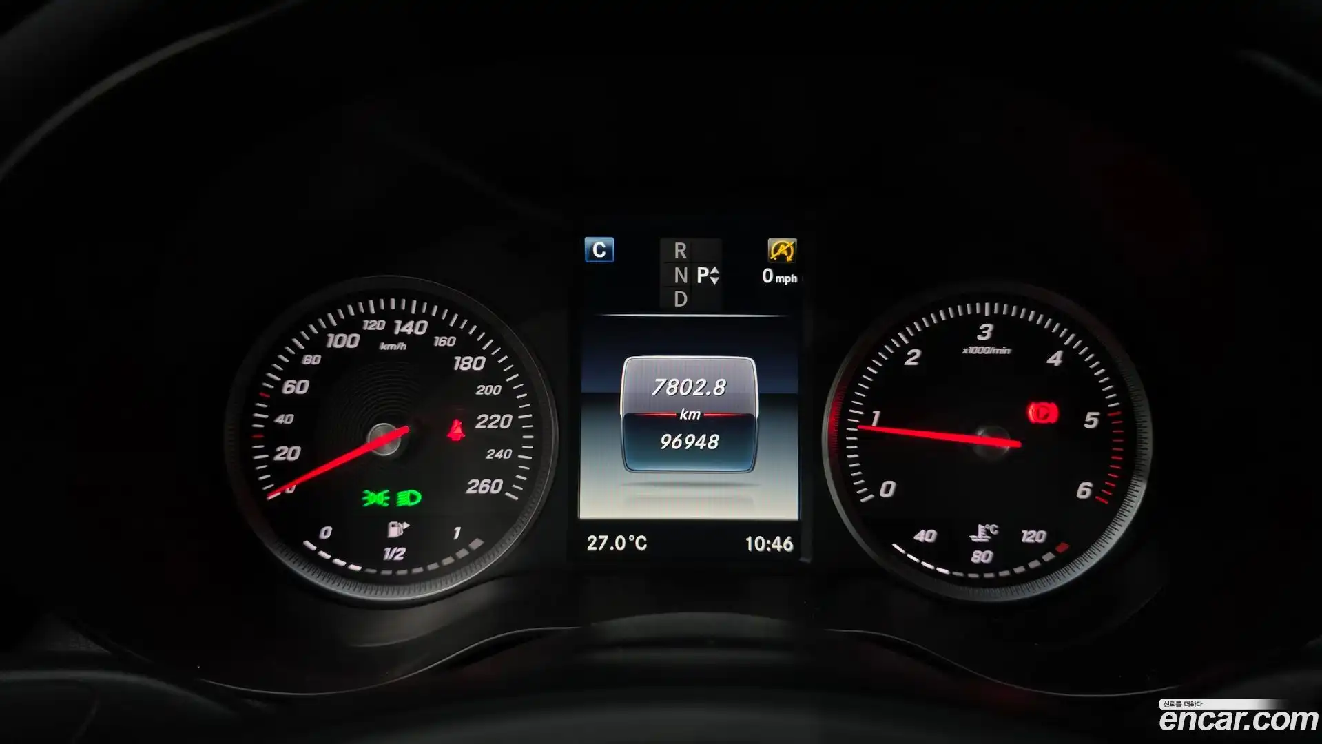 C-Class Mercedes-Benz 2017.1-INNER-008