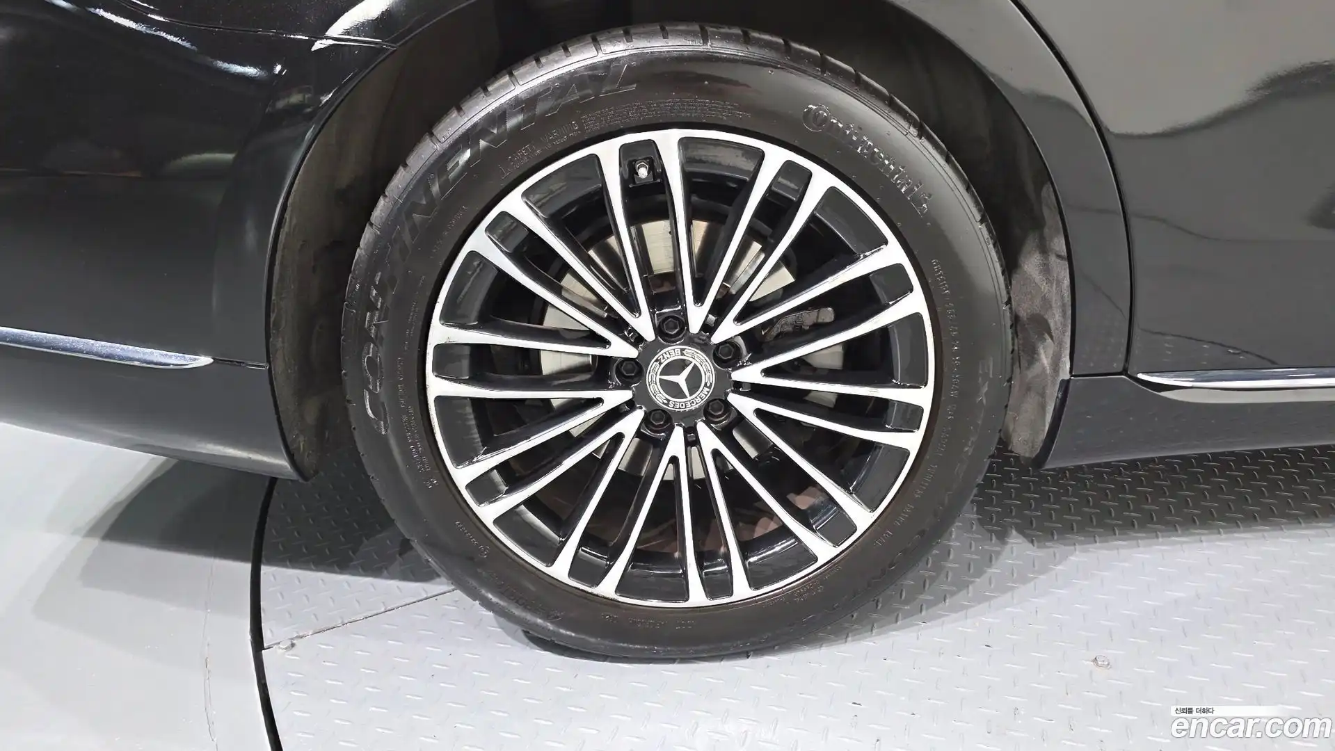 S-Class Mercedes-Benz 2022.1-OUTER-005