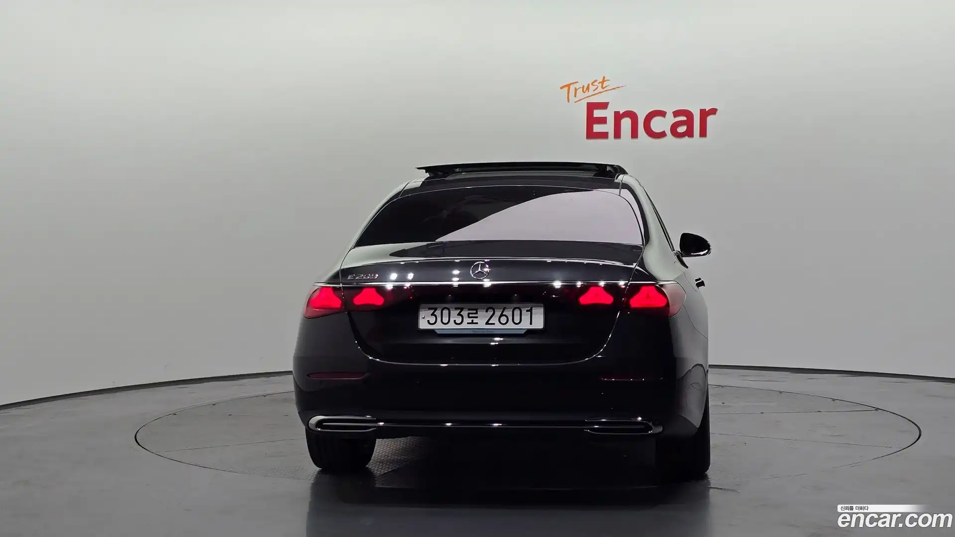 E-Class Mercedes-Benz 2025.2-OUTER-004