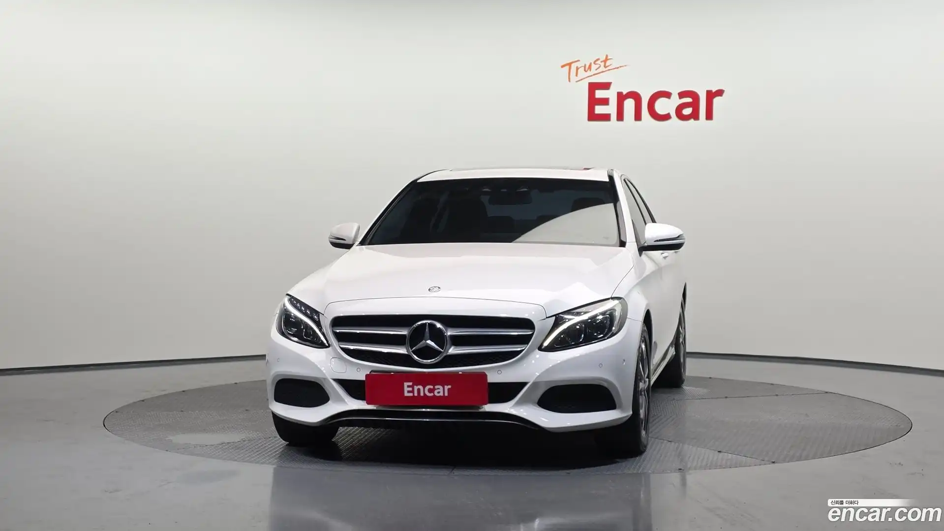 C-Class Mercedes-Benz 2017.0-OUTER-003
