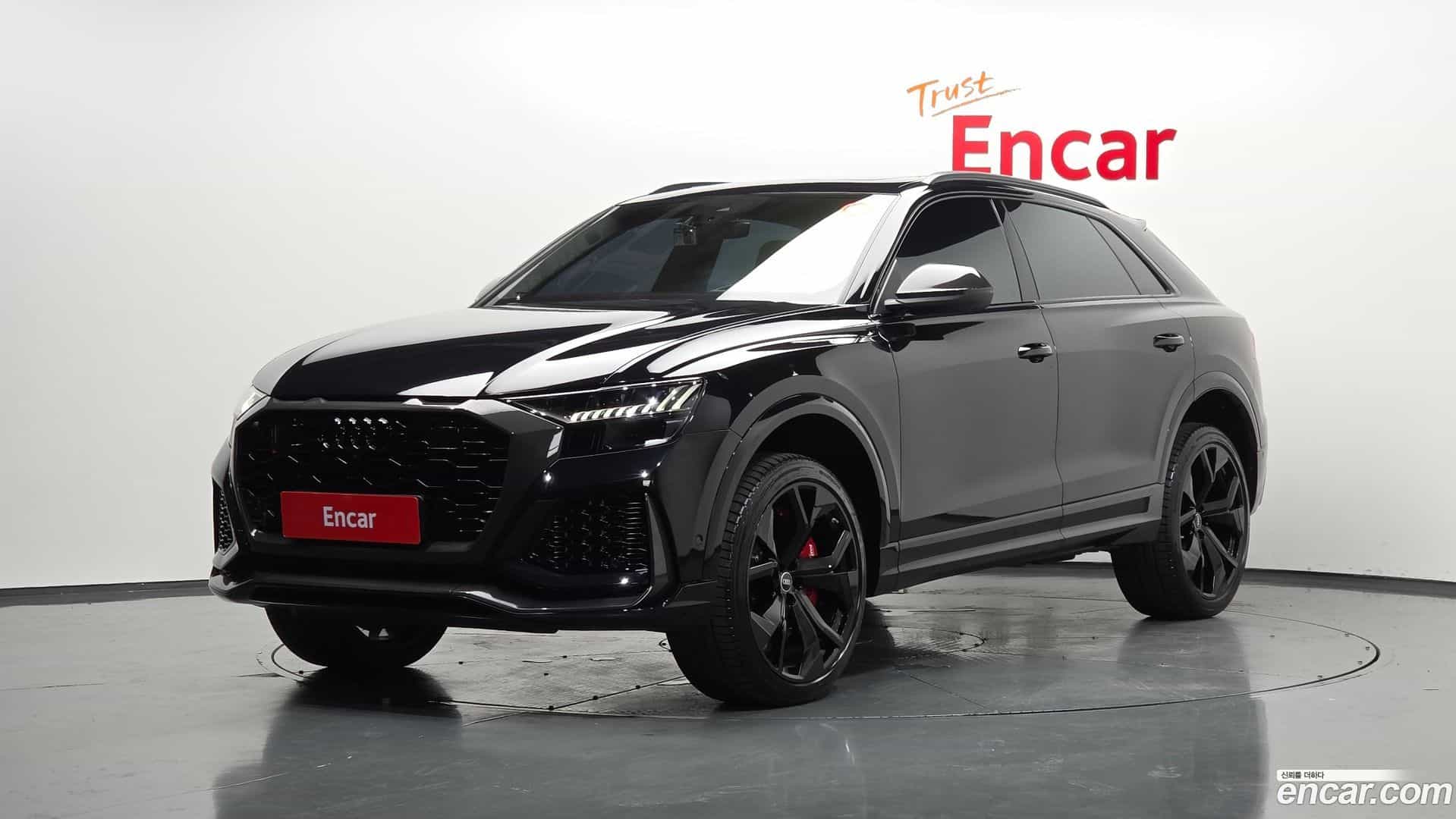 RSQ8 Audi 2021.5-OUTER-001